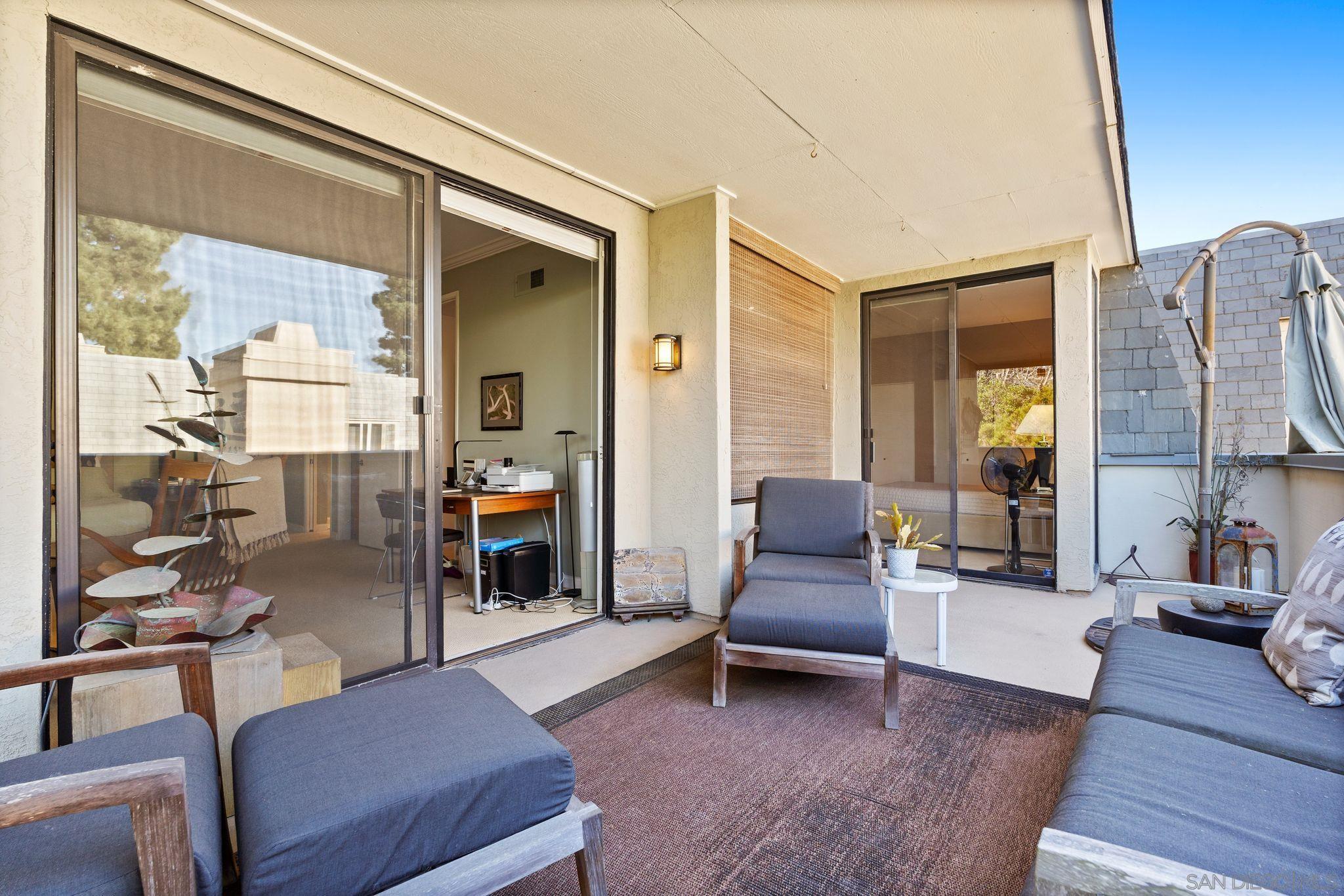 Detail Gallery Image 26 of 41 For 7962  Caminito Del Cid, La Jolla,  CA 92037 - 3 Beds | 3 Baths