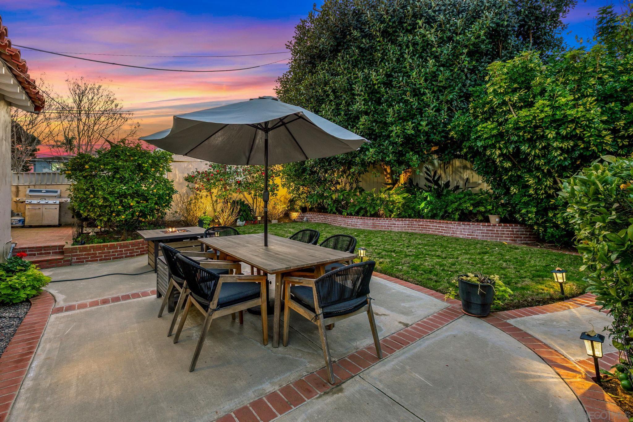 Detail Gallery Image 24 of 33 For 3647  Hyacinth Dr, San Diego,  CA 92106 - 3 Beds | 3 Baths