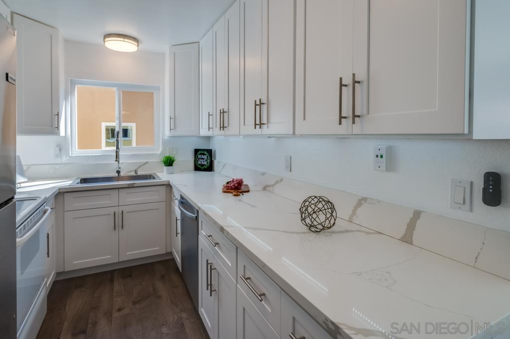 Detail Gallery Image 16 of 34 For 10532  Caminito Rimini, San Diego,  CA 92129 - 2 Beds | 1 Baths