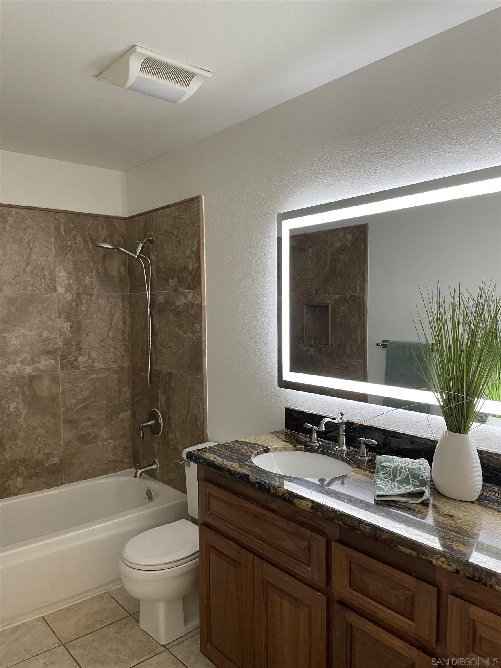 Detail Gallery Image 9 of 15 For 2356  Caminito Seguro, San Diego,  CA 92107 - 4 Beds | 2/1 Baths