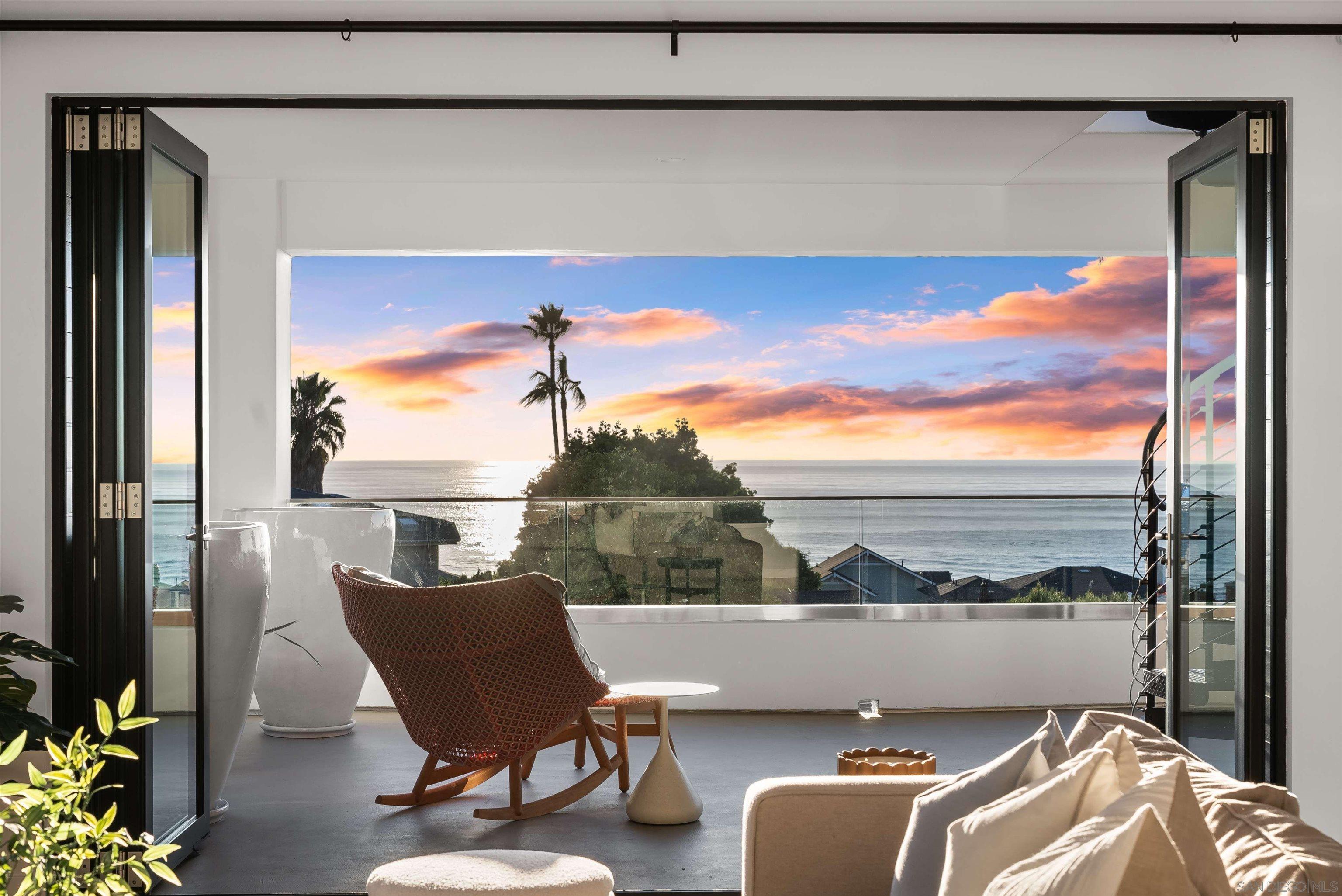 Detail Gallery Image 27 of 58 For 5663  Abalone Pl, La Jolla,  CA 92037 - 3 Beds | 3/1 Baths