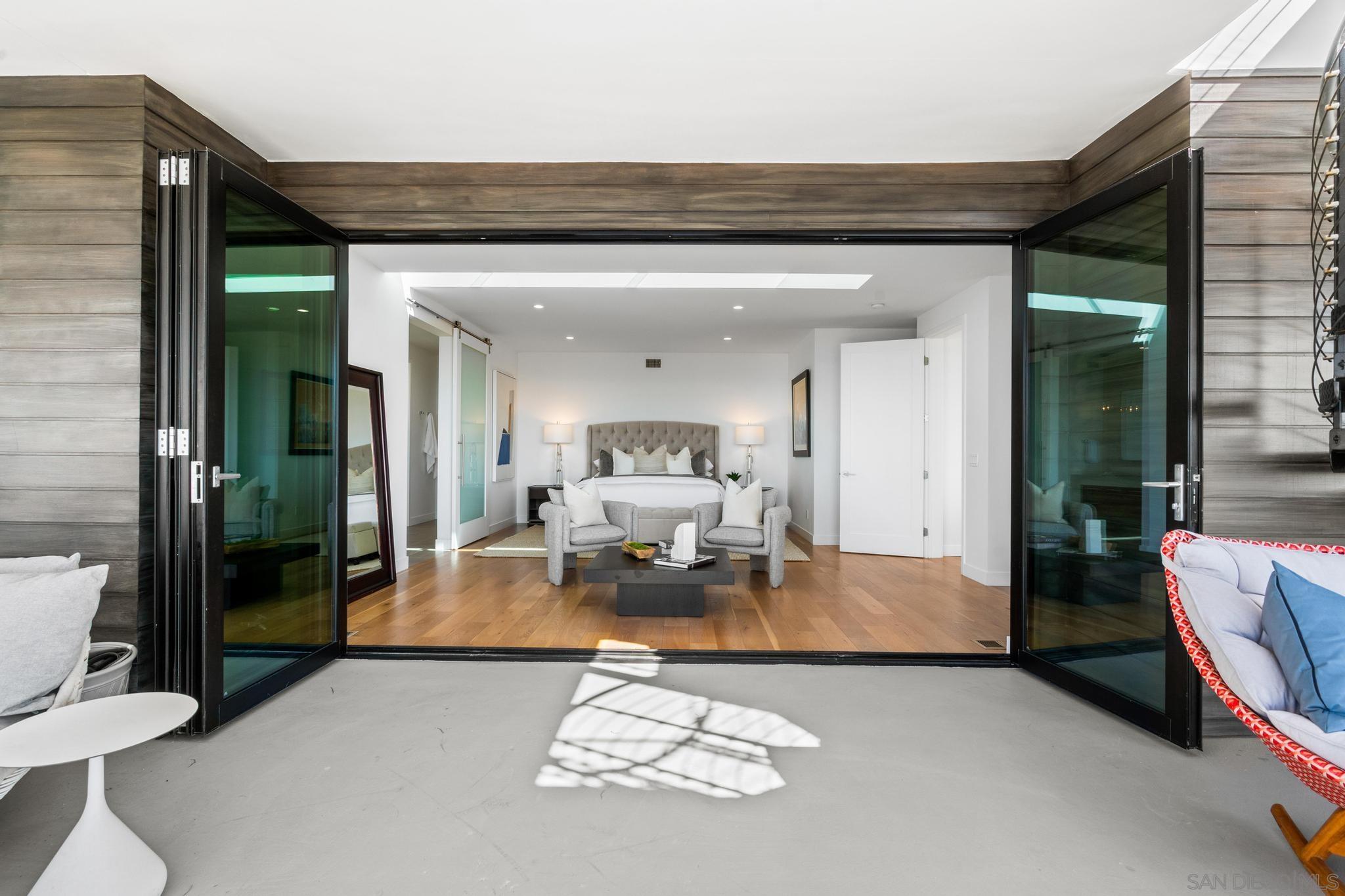 Detail Gallery Image 30 of 58 For 5663  Abalone Pl, La Jolla,  CA 92037 - 3 Beds | 3/1 Baths