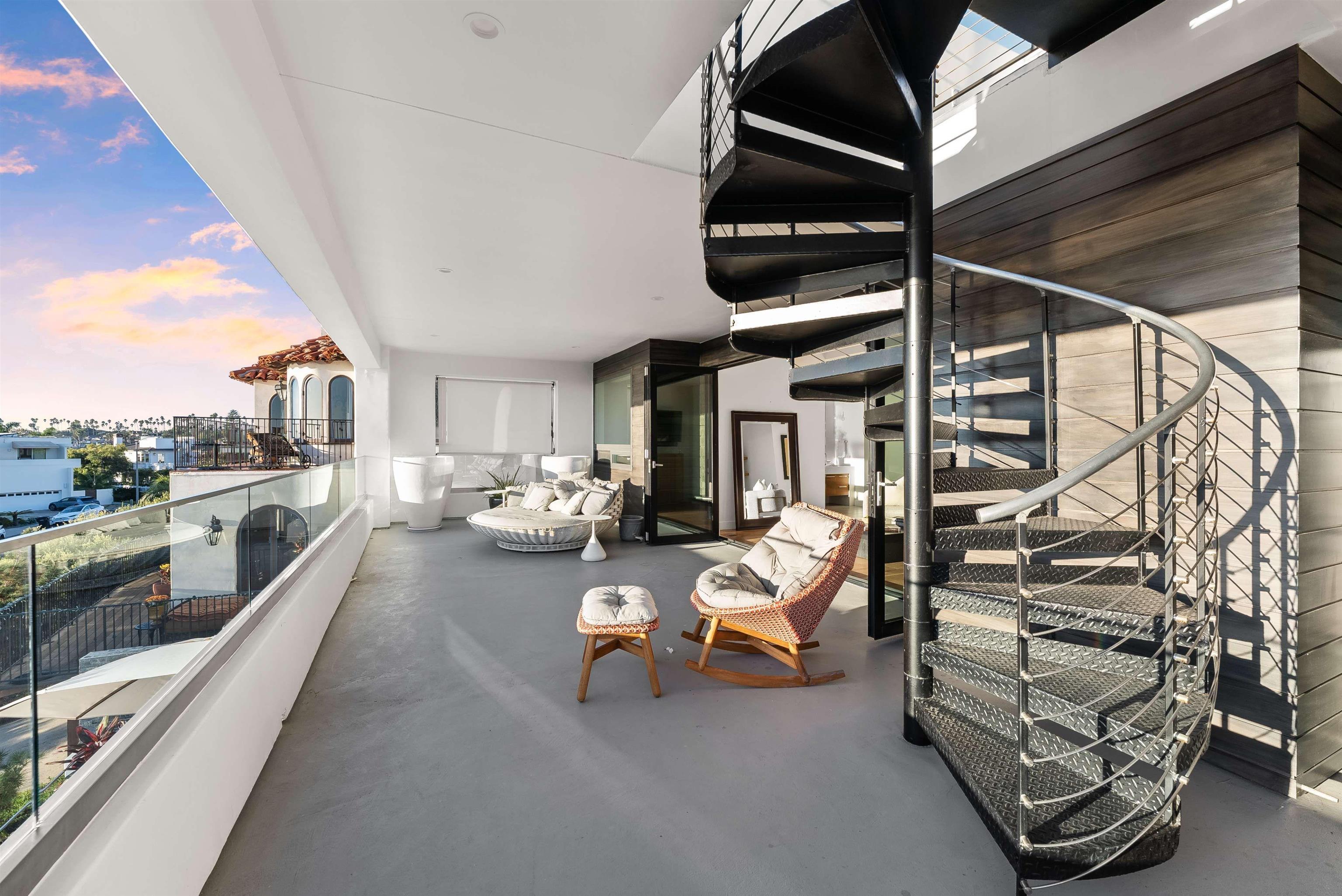 Detail Gallery Image 38 of 58 For 5663  Abalone Pl, La Jolla,  CA 92037 - 3 Beds | 3/1 Baths