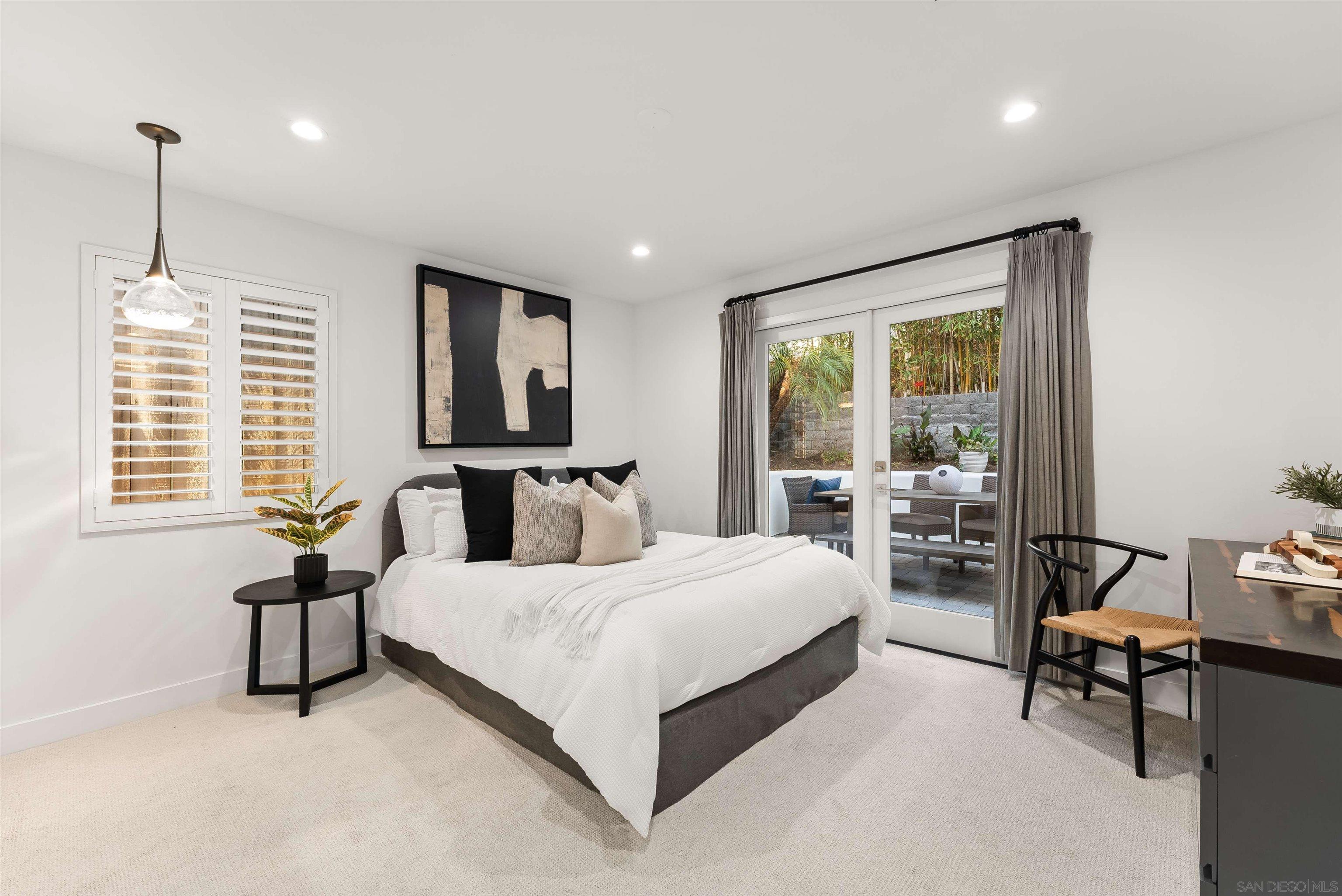 Detail Gallery Image 41 of 58 For 5663  Abalone Pl, La Jolla,  CA 92037 - 3 Beds | 3/1 Baths