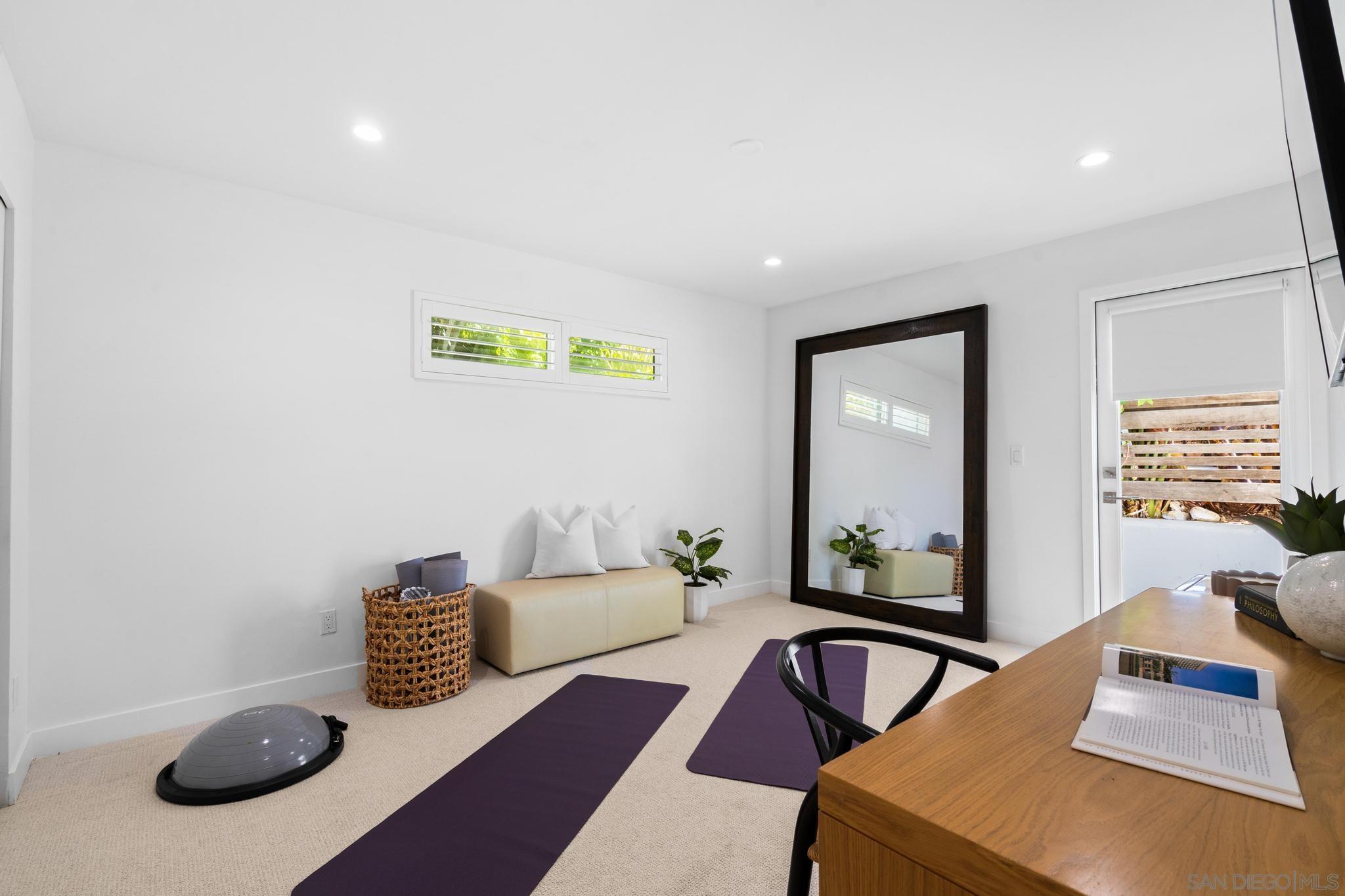 Detail Gallery Image 42 of 58 For 5663  Abalone Pl, La Jolla,  CA 92037 - 3 Beds | 3/1 Baths