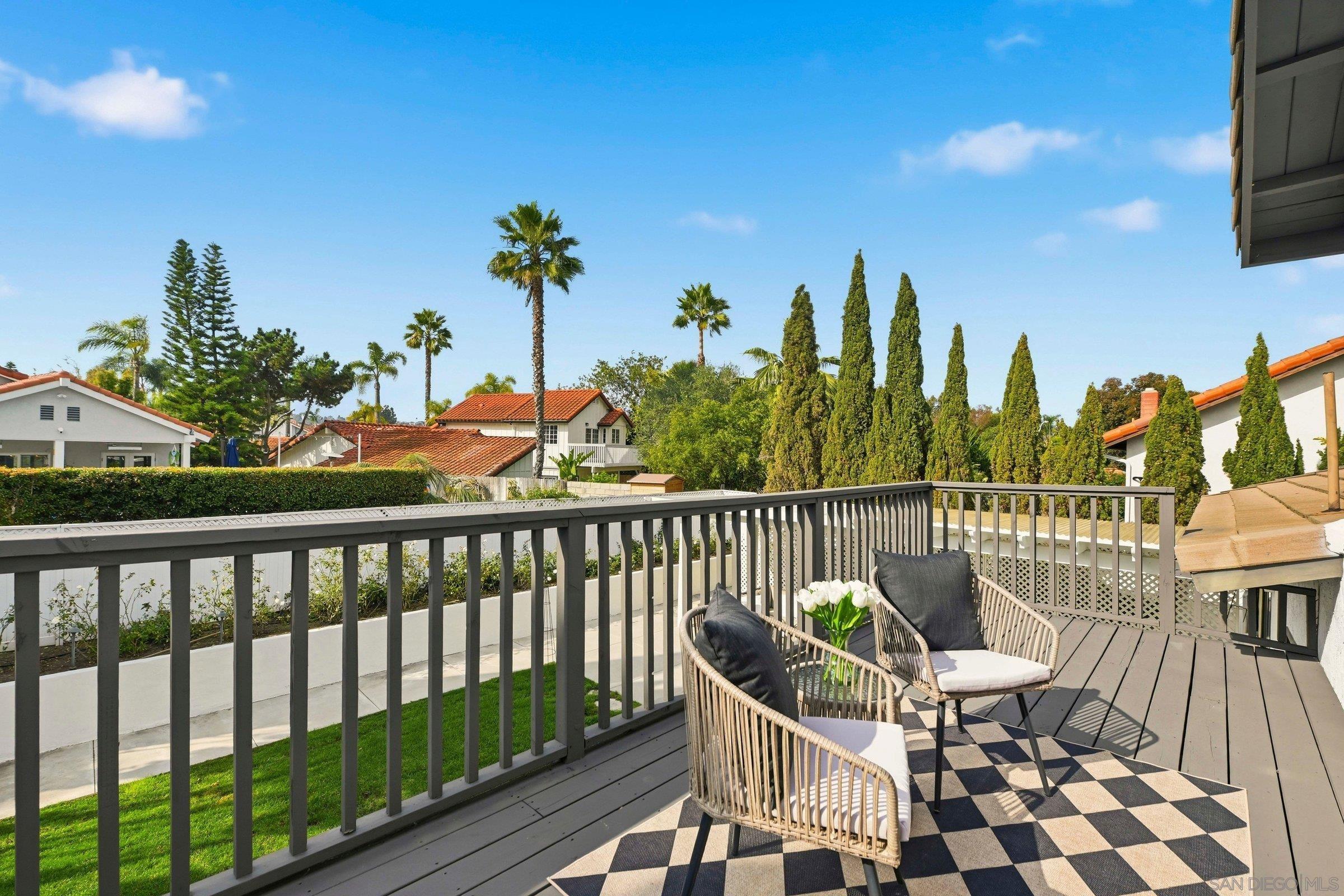 Detail Gallery Image 19 of 34 For 114  Cerro Street, Encinitas,  CA 92024 - 5 Beds | 3 Baths