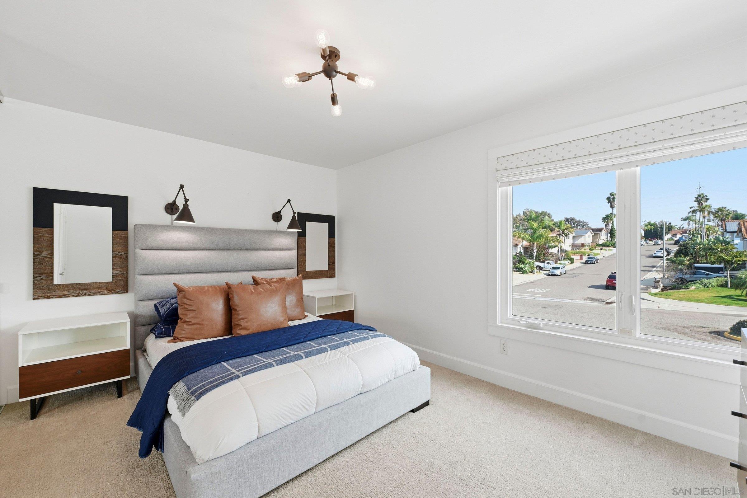 Detail Gallery Image 25 of 34 For 114  Cerro Street, Encinitas,  CA 92024 - 5 Beds | 3 Baths