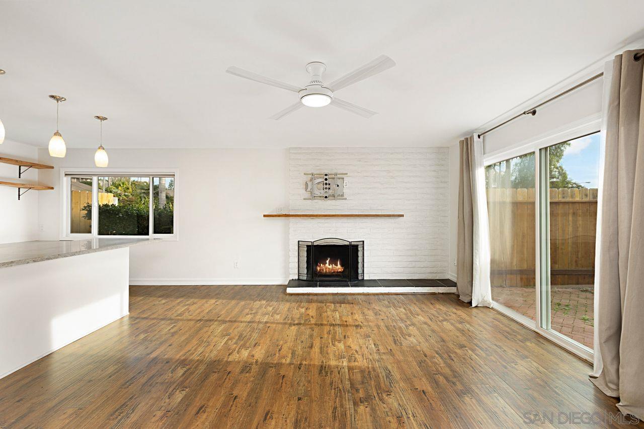 Detail Gallery Image 8 of 38 For 401  Requeza St F1, Encinitas,  CA 92024 - 2 Beds | 1 Baths