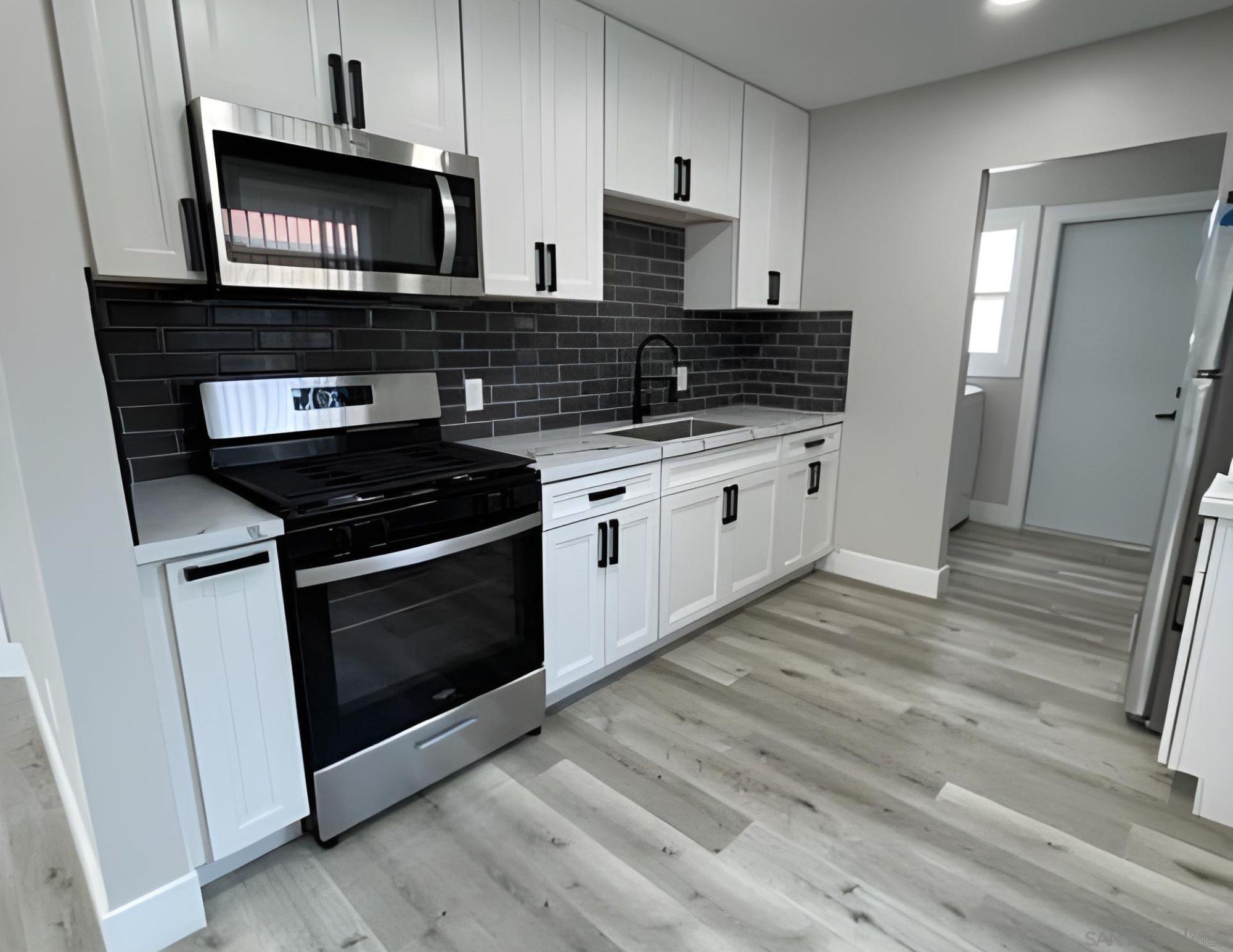 Detail Gallery Image 9 of 13 For 608-610  7th Street, Imperial Beach,  CA 91932 - – Beds | – Baths