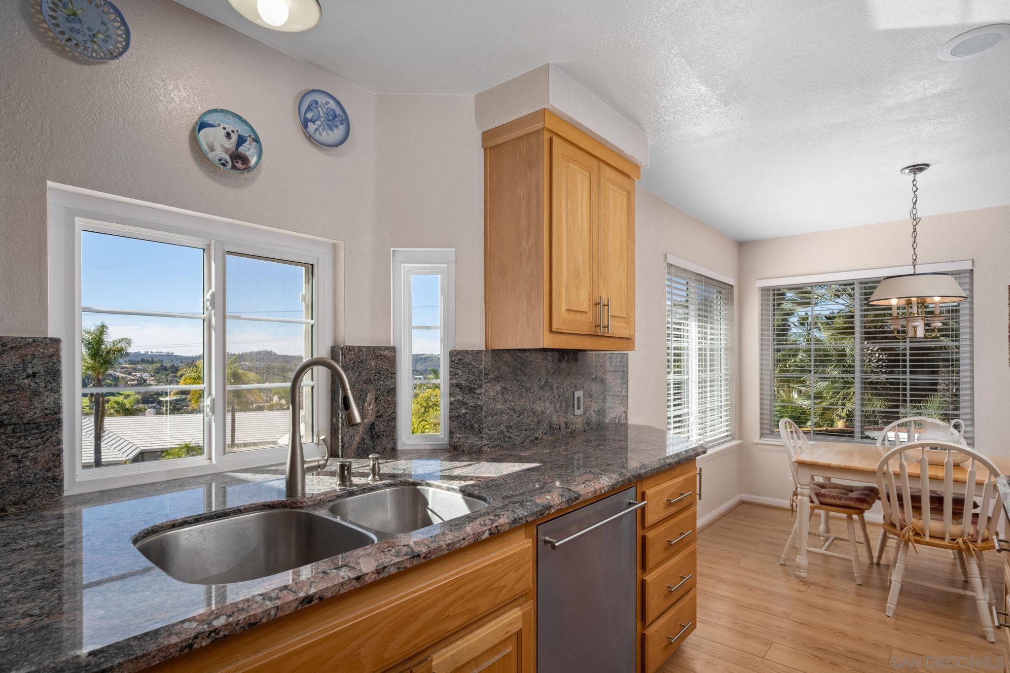 Detail Gallery Image 32 of 62 For 7340  Bolero St, Carlsbad,  CA 92009 - 4 Beds | 3 Baths