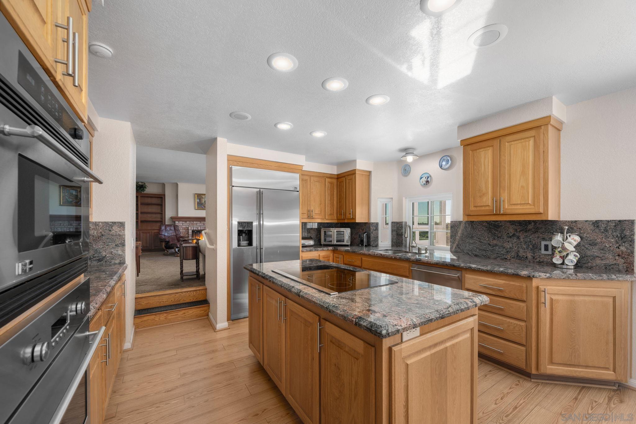 Detail Gallery Image 34 of 62 For 7340  Bolero St, Carlsbad,  CA 92009 - 4 Beds | 3 Baths