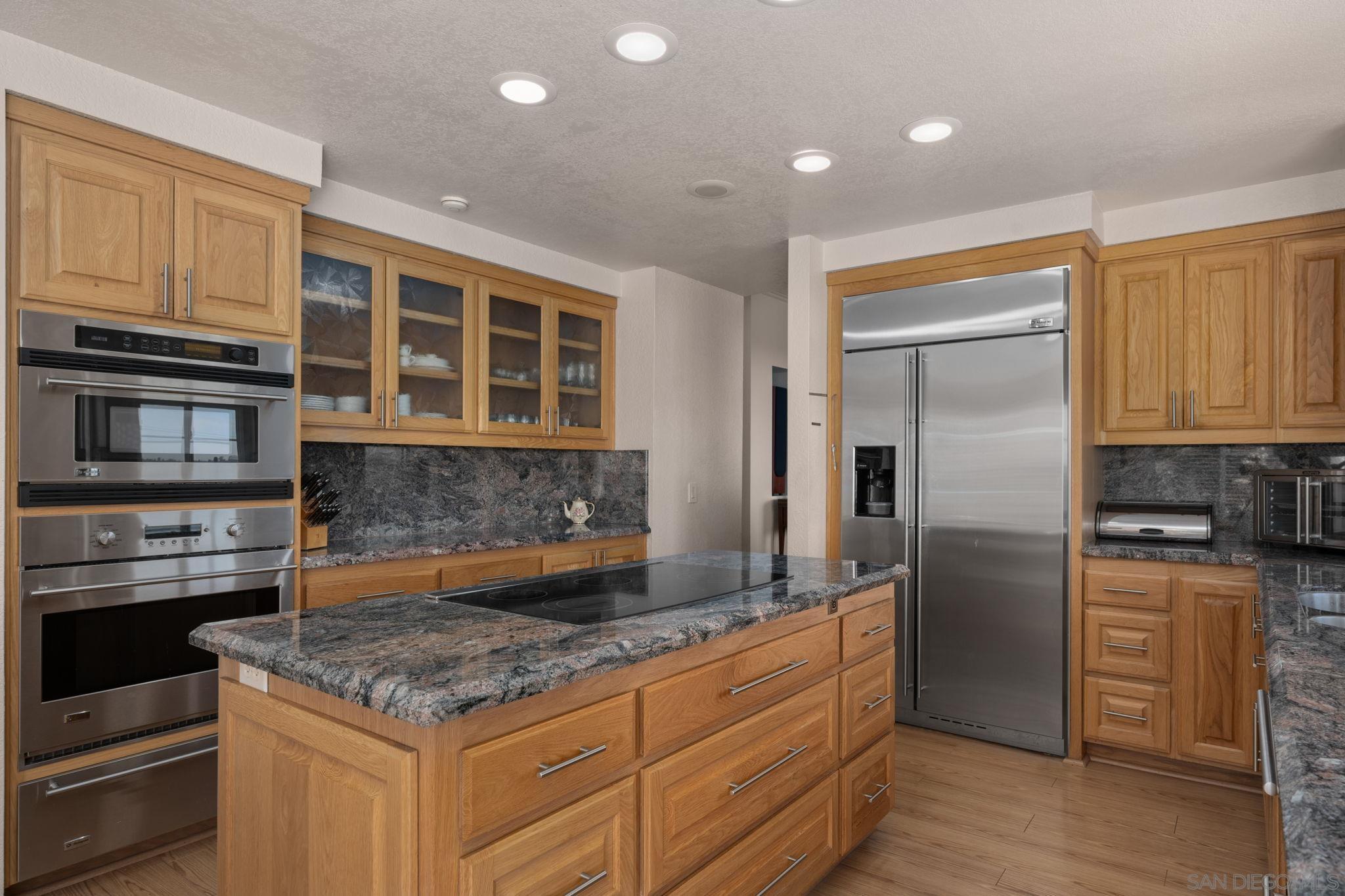 Detail Gallery Image 35 of 62 For 7340  Bolero St, Carlsbad,  CA 92009 - 4 Beds | 3 Baths