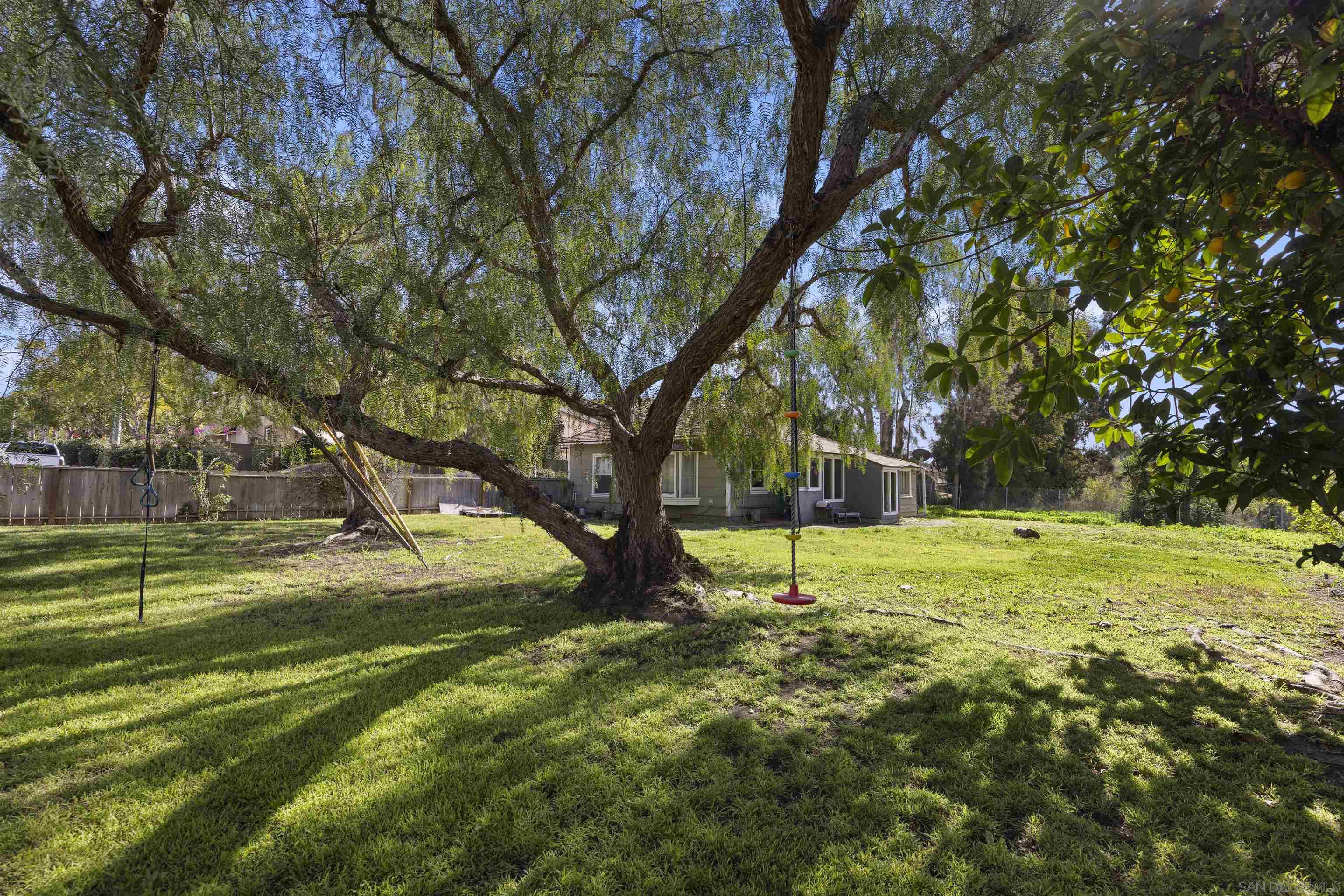 Front Image Thumbnail for SD260002144