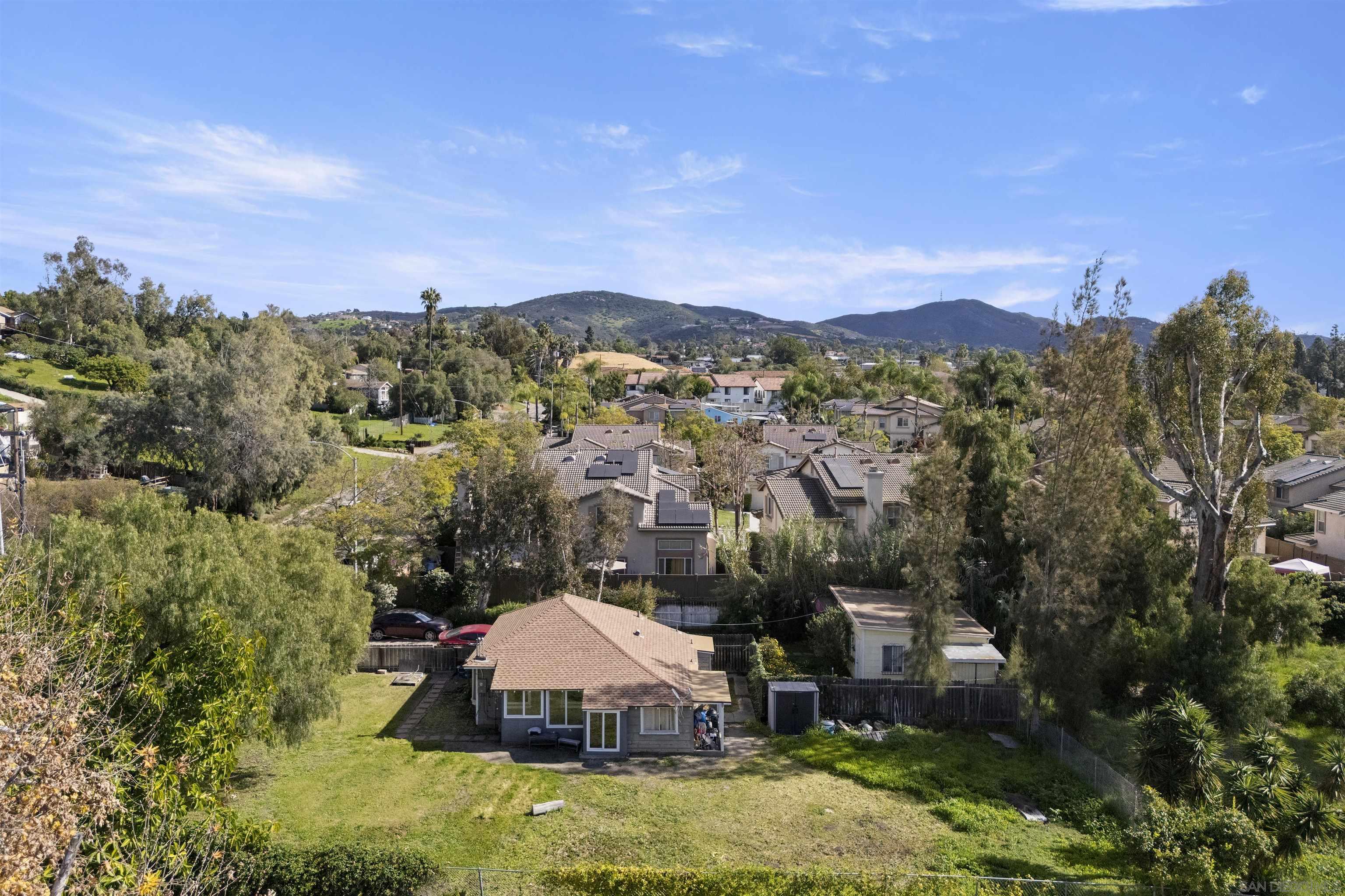 Detail Gallery Image 7 of 19 For 803 & 803 1/2  Taylor Street, Vista,  CA 92084 - – Beds | – Baths