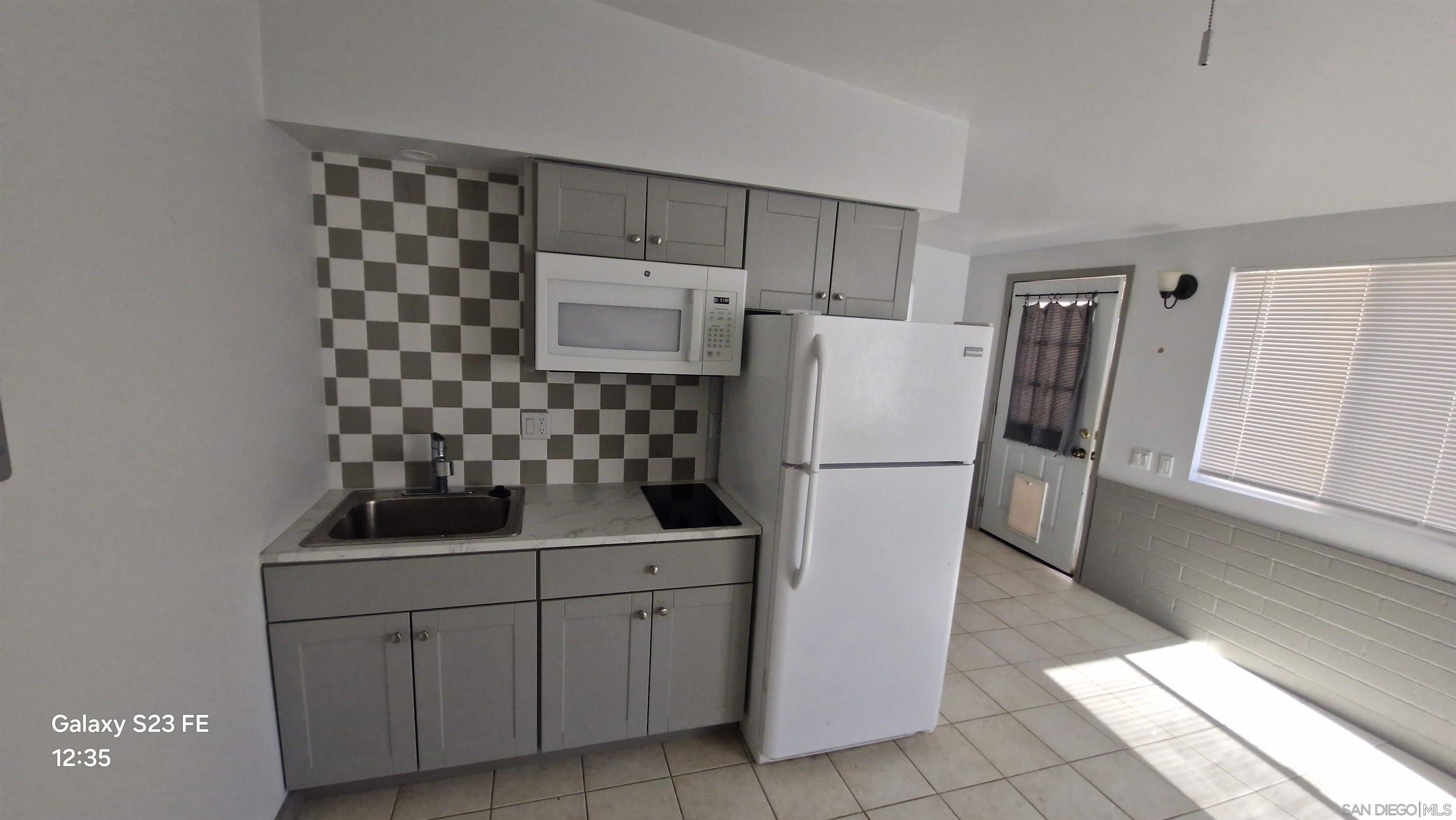 Detail Gallery Image 23 of 25 For 2679-83  Tern Dr, San Diego,  CA 92123 - – Beds | – Baths