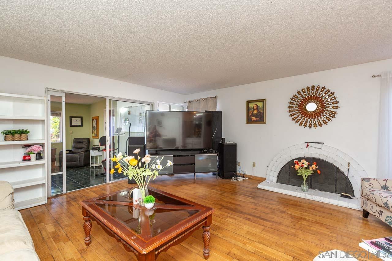 Detail Gallery Image 14 of 43 For 1648  Pescadero Point Ct., Chula Vista,  CA 91911 - 5 Beds | 3/1 Baths