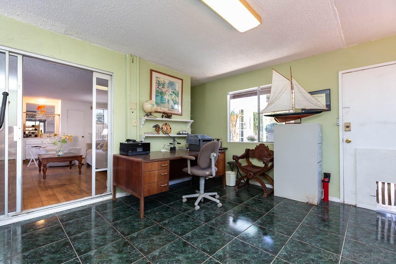 Detail Gallery Image 19 of 43 For 1648  Pescadero Point Ct., Chula Vista,  CA 91911 - 5 Beds | 3/1 Baths