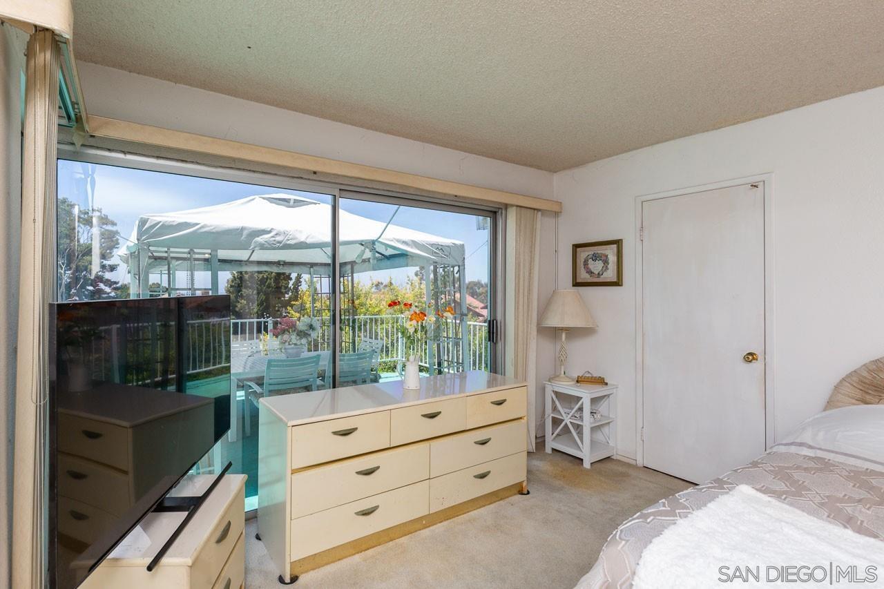 Detail Gallery Image 25 of 43 For 1648  Pescadero Point Ct., Chula Vista,  CA 91911 - 5 Beds | 3/1 Baths