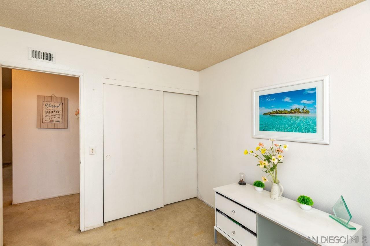 Detail Gallery Image 32 of 43 For 1648  Pescadero Point Ct., Chula Vista,  CA 91911 - 5 Beds | 3/1 Baths