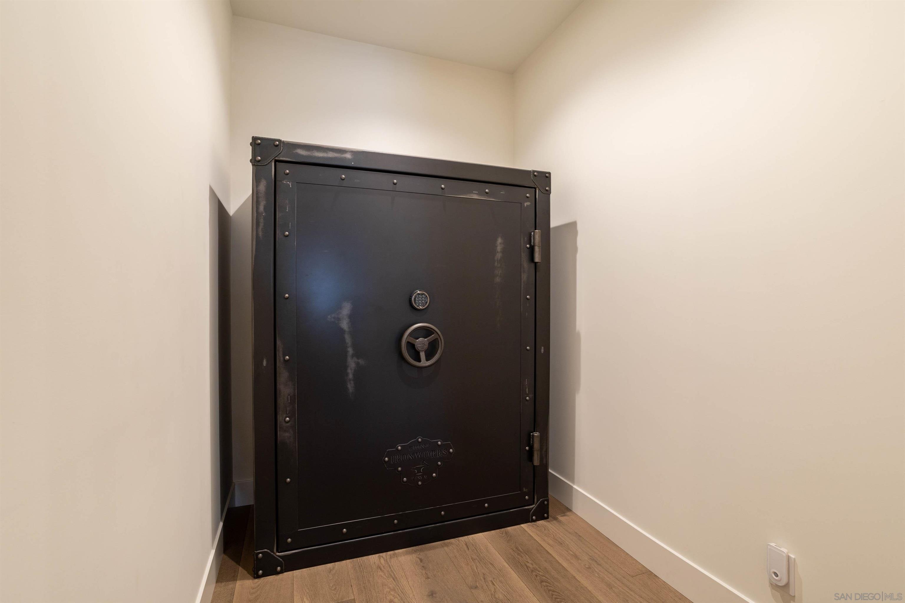 Detail Gallery Image 21 of 63 For 18085  via Roma, Yorba Linda,  CA 92886 - 4 Beds | 4/1 Baths