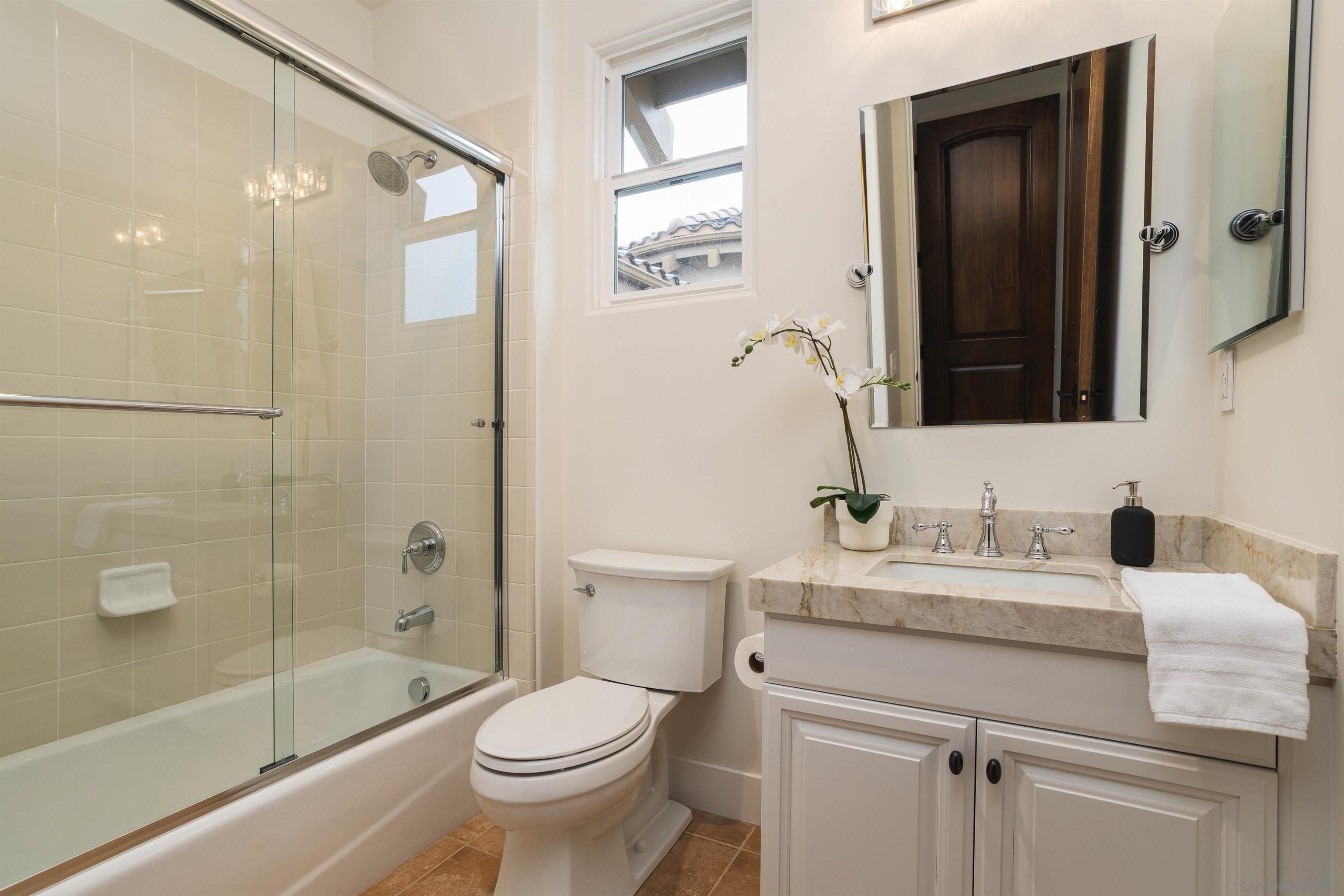 Detail Gallery Image 39 of 63 For 18085  via Roma, Yorba Linda,  CA 92886 - 4 Beds | 4/1 Baths