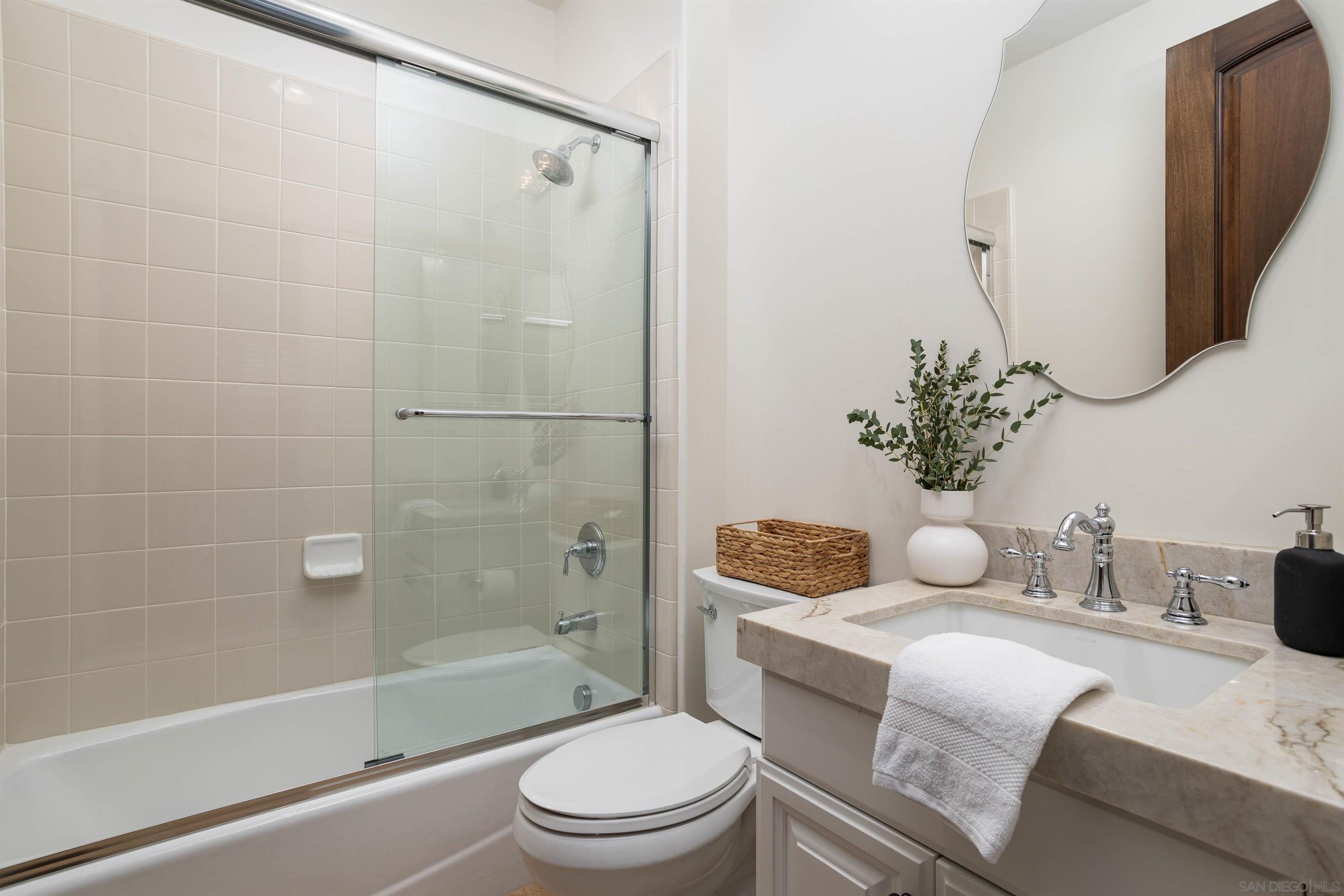 Detail Gallery Image 41 of 63 For 18085  via Roma, Yorba Linda,  CA 92886 - 4 Beds | 4/1 Baths