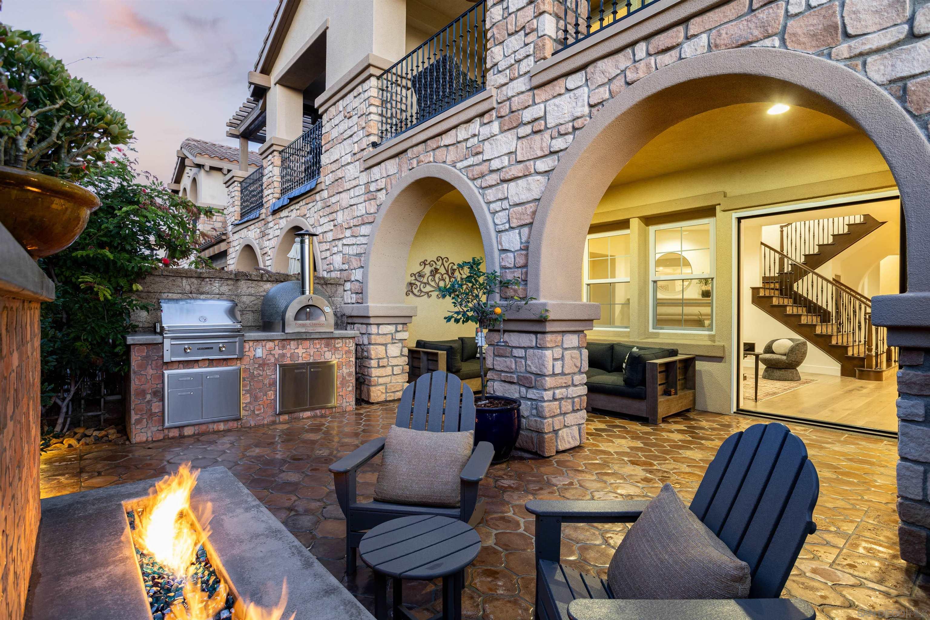 Detail Gallery Image 49 of 63 For 18085  via Roma, Yorba Linda,  CA 92886 - 4 Beds | 4/1 Baths