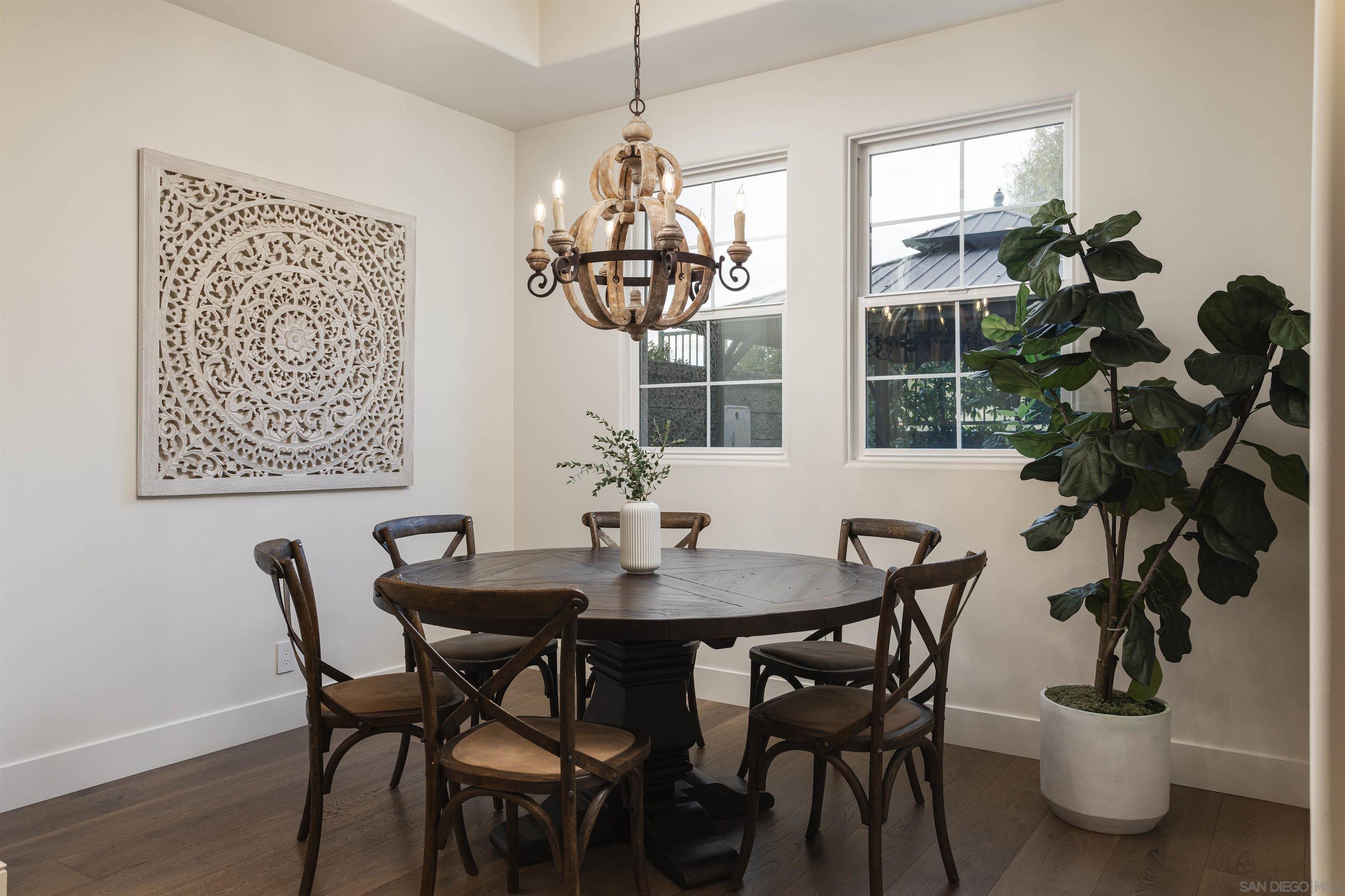 Detail Gallery Image 9 of 63 For 18085  via Roma, Yorba Linda,  CA 92886 - 4 Beds | 4/1 Baths