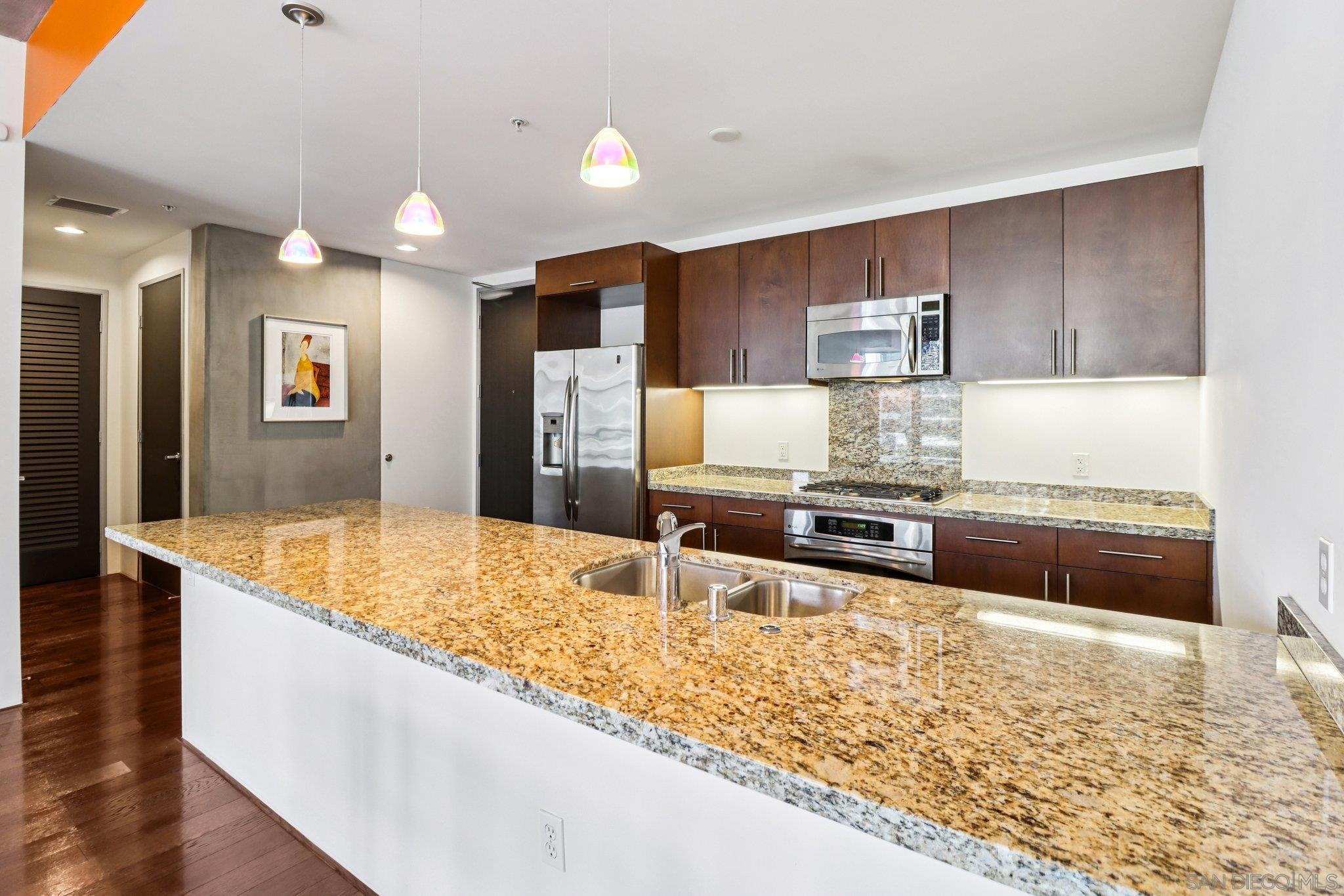 Detail Gallery Image 13 of 38 For 1494  Union St  #908,  San Diego,  CA 92101 - 1 Beds | 1 Baths