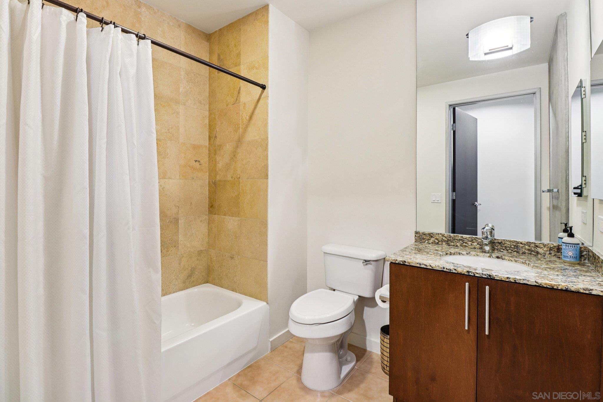 Detail Gallery Image 29 of 38 For 1494  Union St  #908,  San Diego,  CA 92101 - 1 Beds | 1 Baths