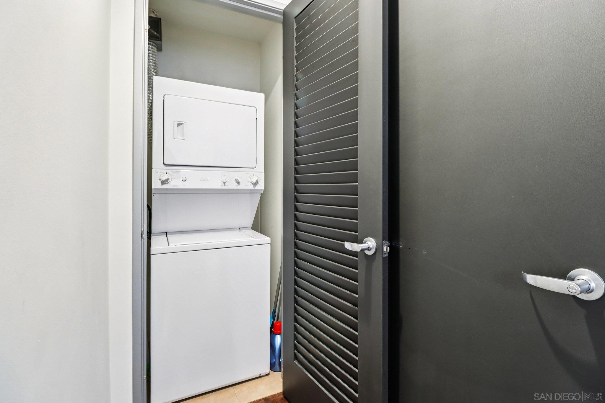 Detail Gallery Image 30 of 38 For 1494  Union St  #908,  San Diego,  CA 92101 - 1 Beds | 1 Baths