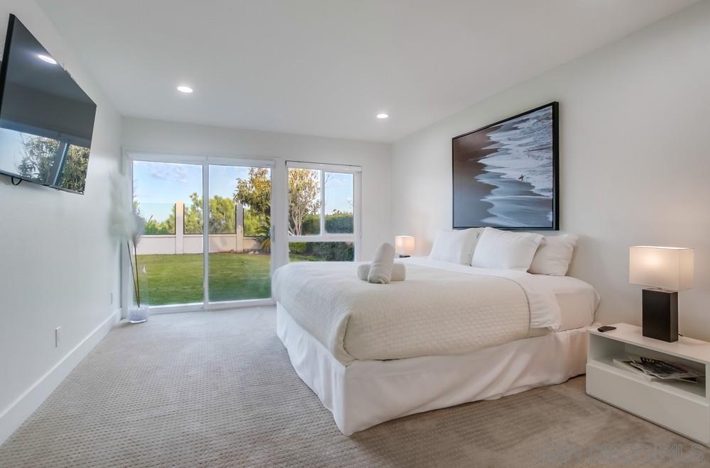 Detail Gallery Image 29 of 74 For 13297  Portofino Drive, Del Mar,  CA 92014 - 5 Beds | 3/1 Baths