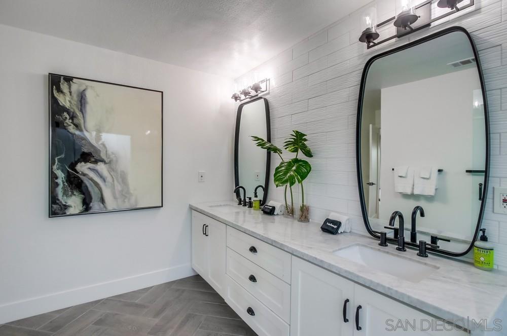 Detail Gallery Image 41 of 74 For 13297  Portofino Drive, Del Mar,  CA 92014 - 5 Beds | 3/1 Baths