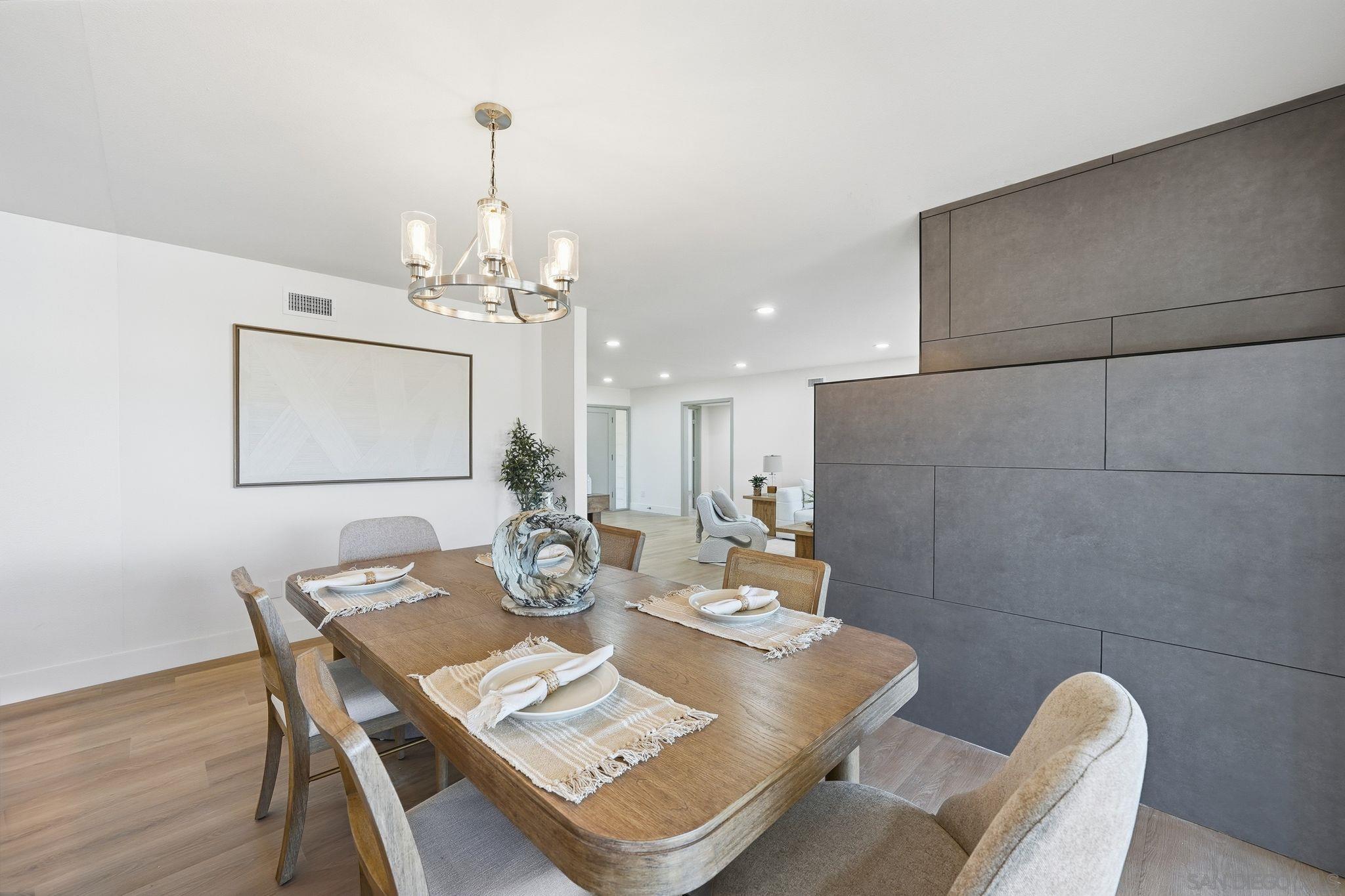 Detail Gallery Image 16 of 44 For 16625  San Tomas Dr, San Diego,  CA 92128 - 3 Beds | 2 Baths