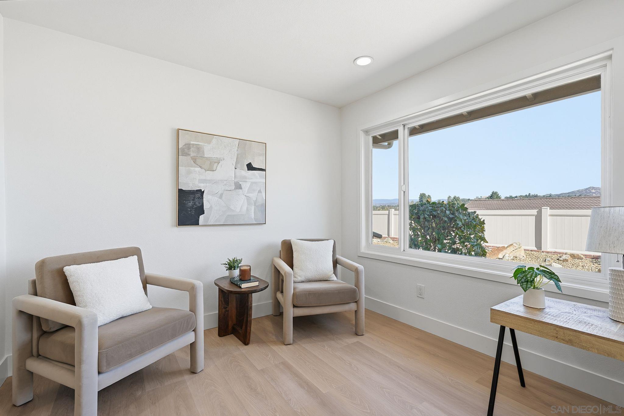 Detail Gallery Image 19 of 44 For 16625  San Tomas Dr, San Diego,  CA 92128 - 3 Beds | 2 Baths