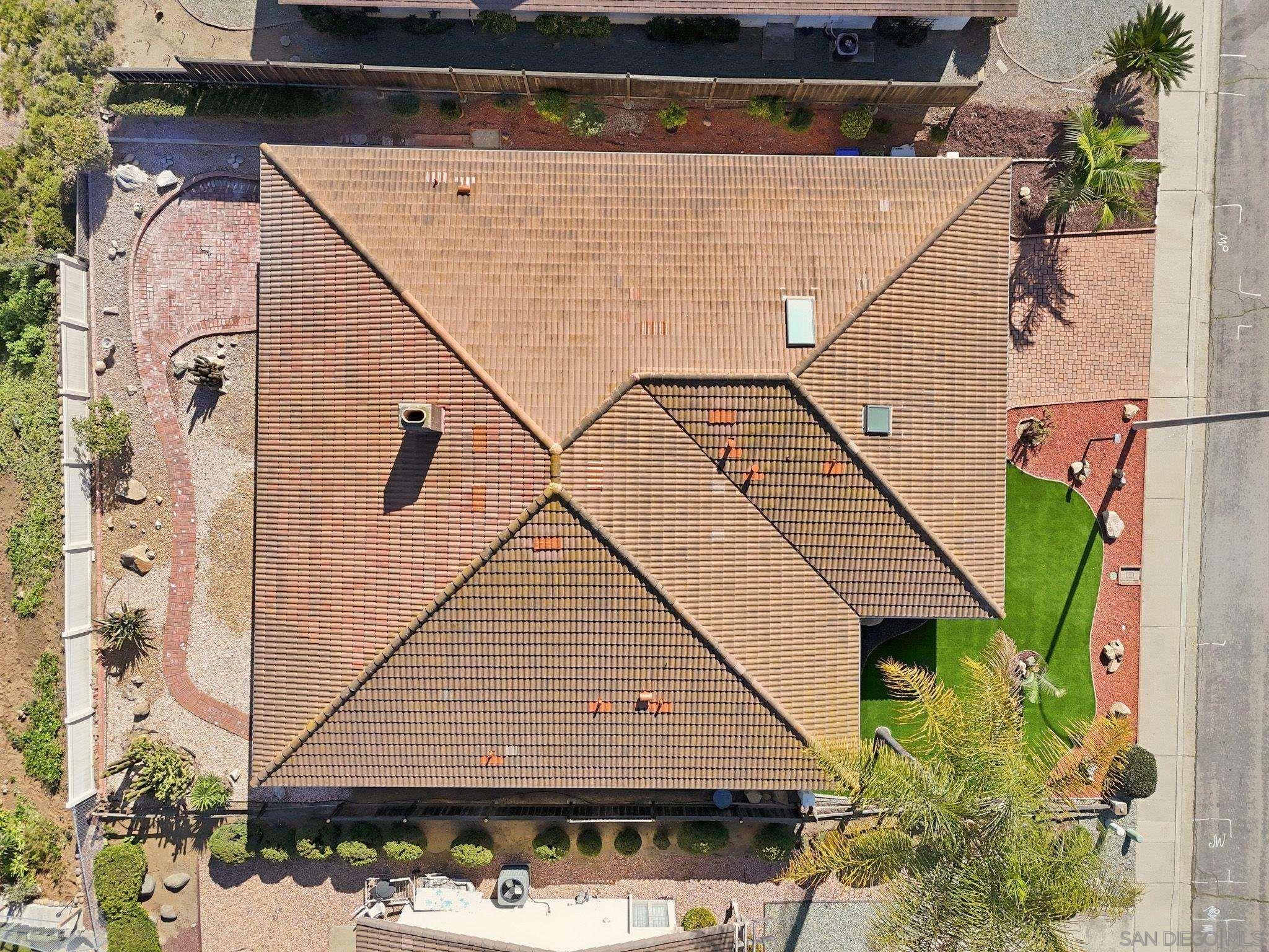 Detail Gallery Image 41 of 44 For 16625  San Tomas Dr, San Diego,  CA 92128 - 3 Beds | 2 Baths