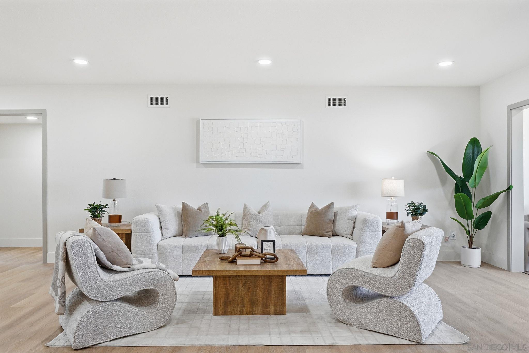 Detail Gallery Image 6 of 44 For 16625  San Tomas Dr, San Diego,  CA 92128 - 3 Beds | 2 Baths