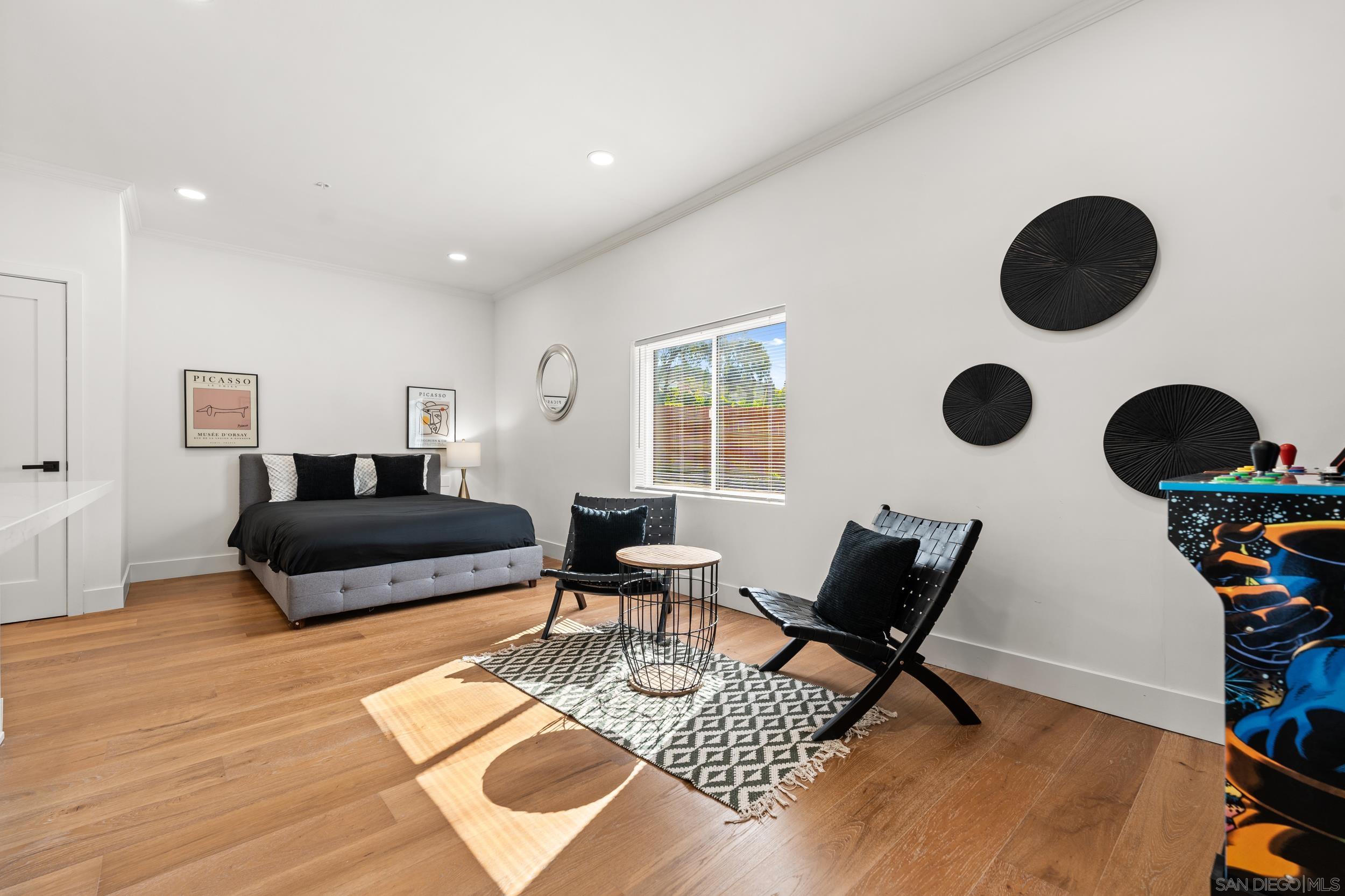 Detail Gallery Image 24 of 32 For 16021  Pomerado, Poway,  CA 92064 - 6 Beds | 5 Baths