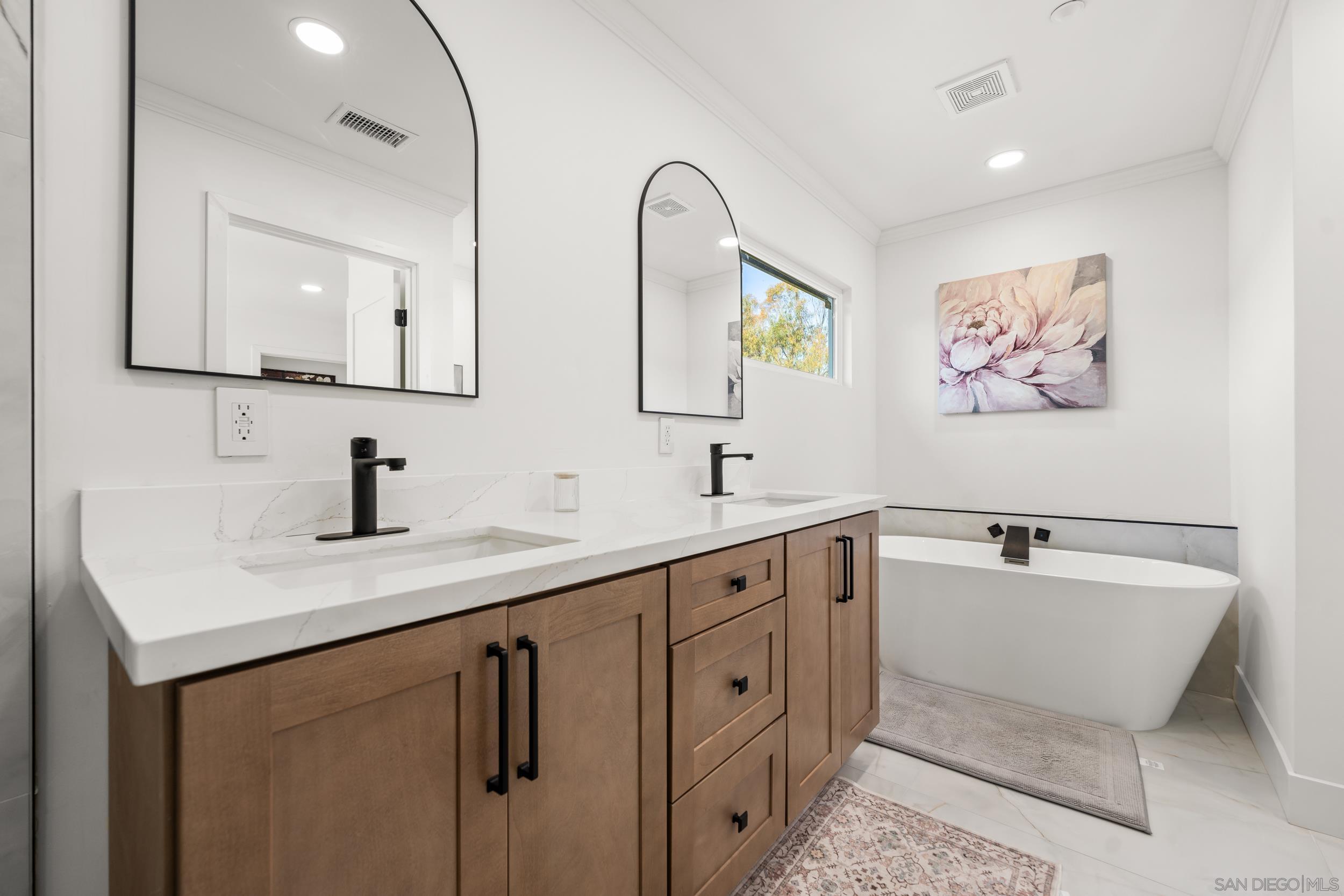 Detail Gallery Image 27 of 32 For 16021  Pomerado, Poway,  CA 92064 - 6 Beds | 5 Baths