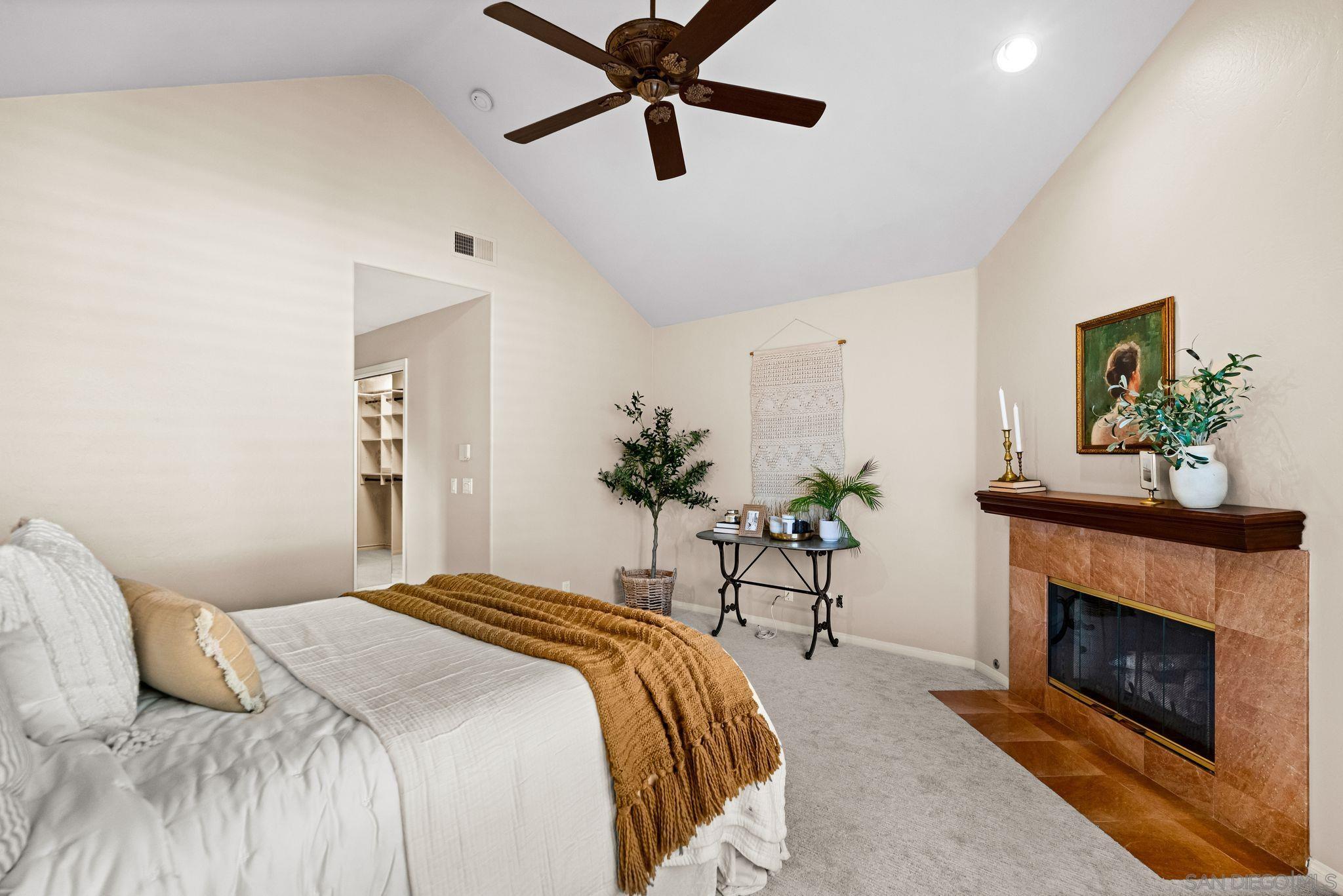 Detail Gallery Image 22 of 37 For 7455  Draper Ave  #2,  La Jolla,  CA 92037 - 3 Beds | 2/1 Baths
