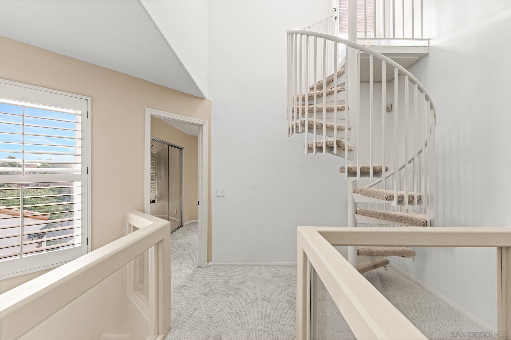 Detail Gallery Image 30 of 37 For 7455  Draper Ave  #2,  La Jolla,  CA 92037 - 3 Beds | 2/1 Baths