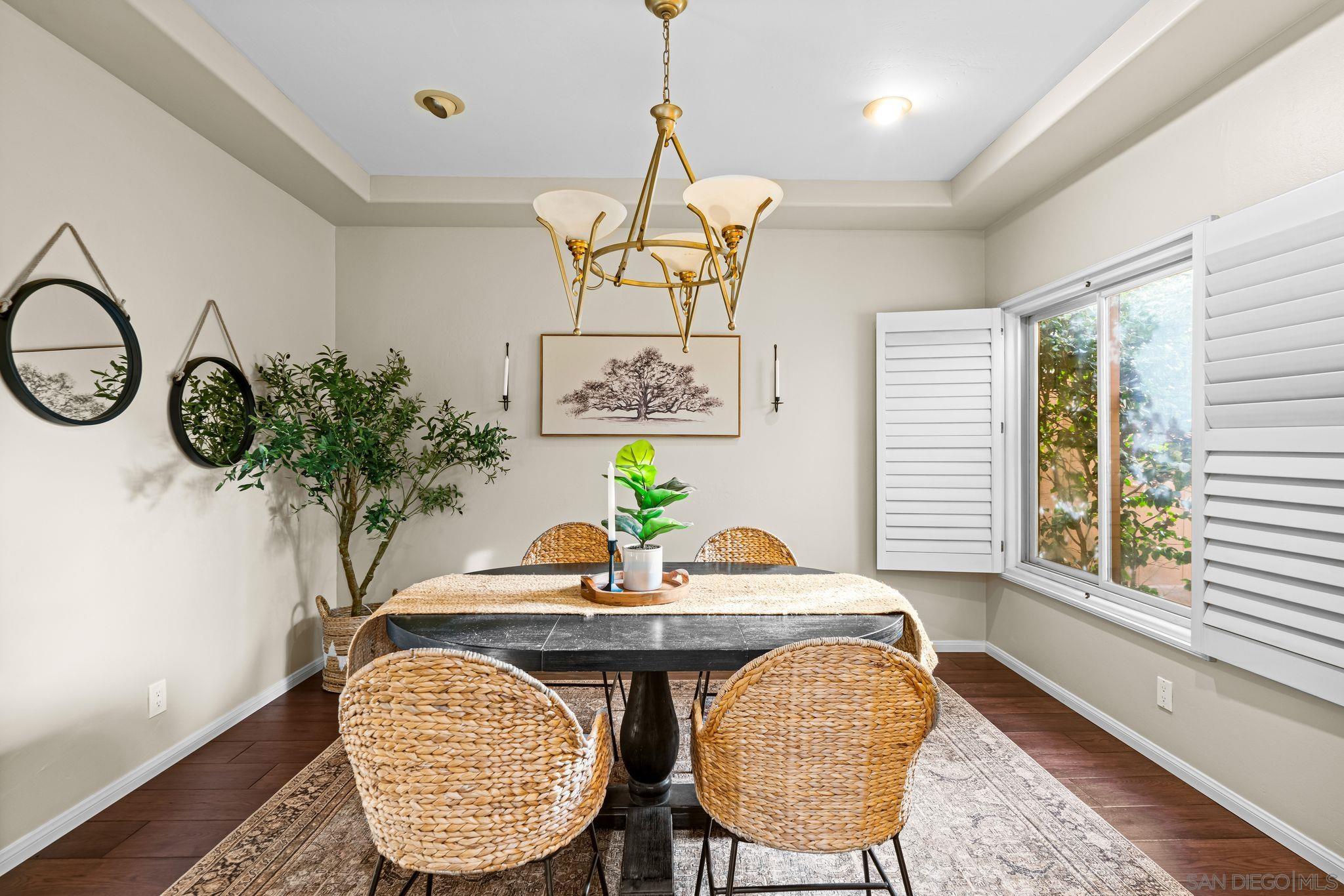 Detail Gallery Image 6 of 37 For 7455  Draper Ave  #2,  La Jolla,  CA 92037 - 3 Beds | 2/1 Baths