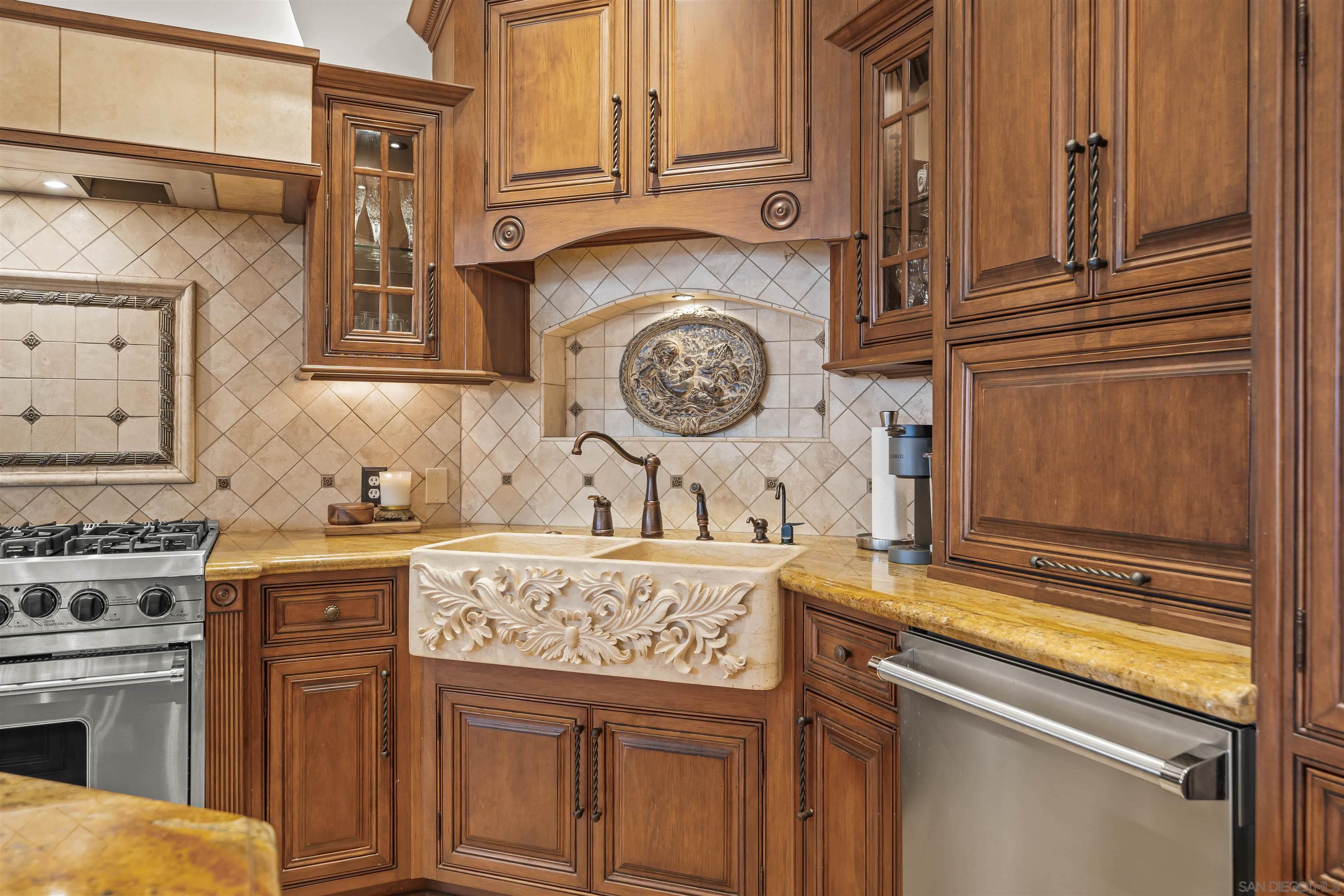 Detail Gallery Image 22 of 59 For 120  C Ave  206, Coronado,  CA 92118 - 3 Beds | 2 Baths