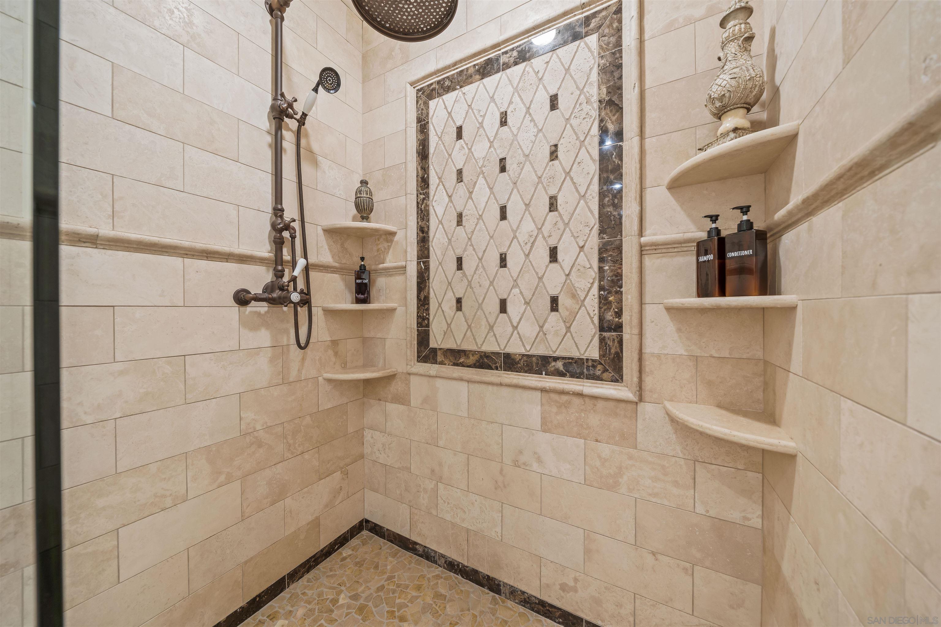 Detail Gallery Image 32 of 59 For 120  C Ave  206, Coronado,  CA 92118 - 3 Beds | 2 Baths