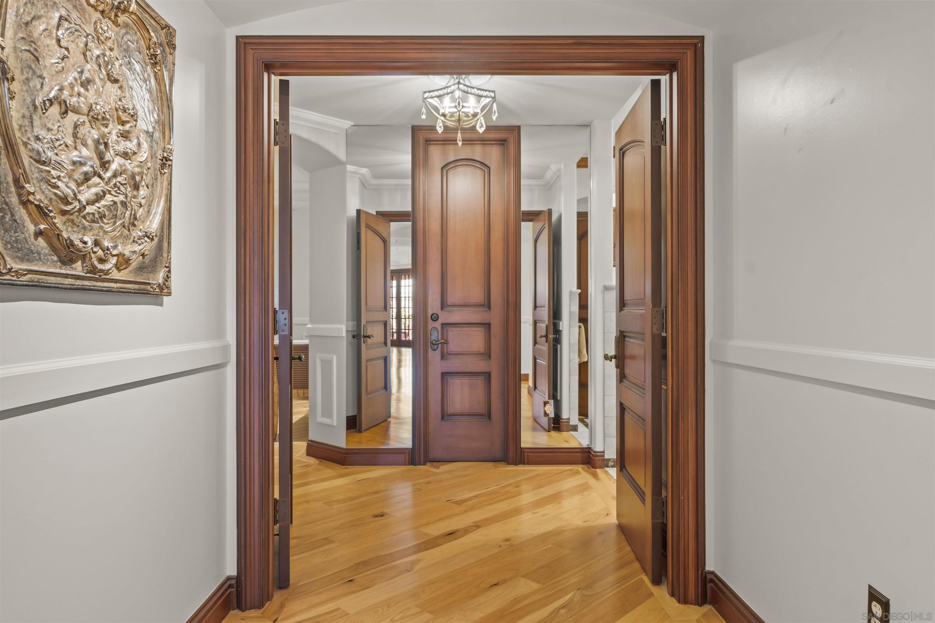 Detail Gallery Image 35 of 59 For 120  C Ave  206, Coronado,  CA 92118 - 3 Beds | 2 Baths