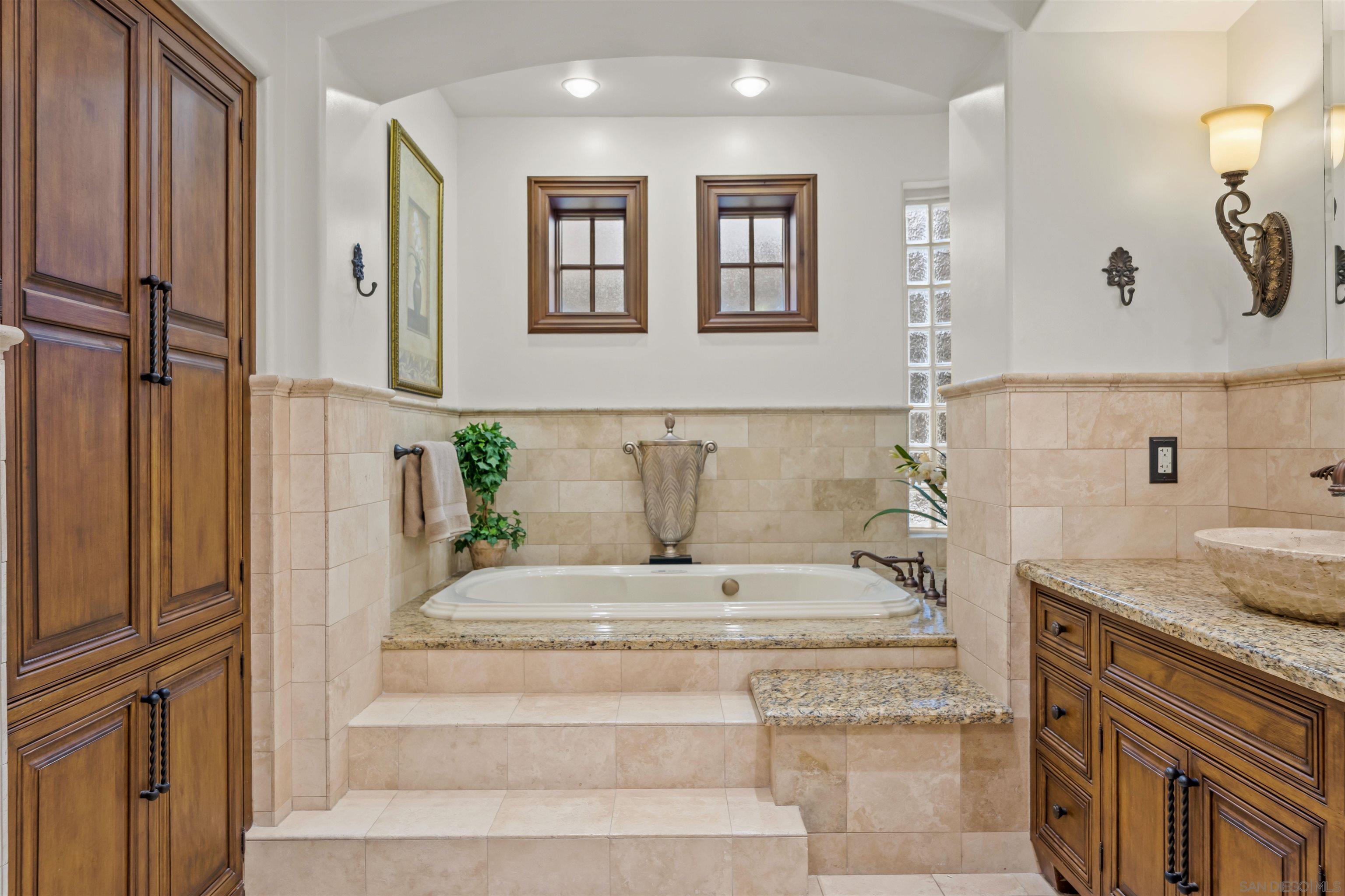 Detail Gallery Image 48 of 59 For 120  C Ave  206, Coronado,  CA 92118 - 3 Beds | 2 Baths