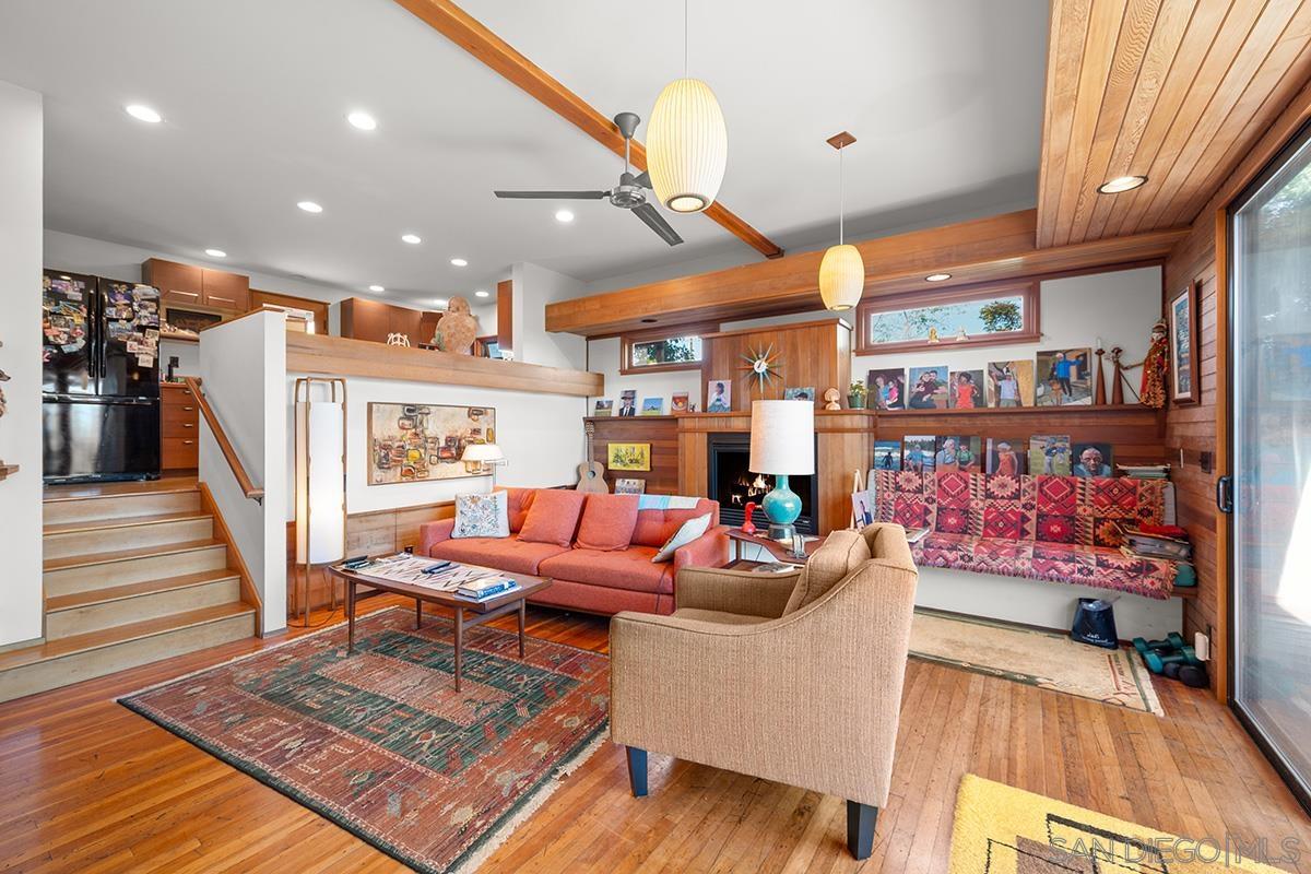 Detail Gallery Image 2 of 37 For 1817  David St, San Diego,  CA 92111 - 5 Beds | 3/1 Baths