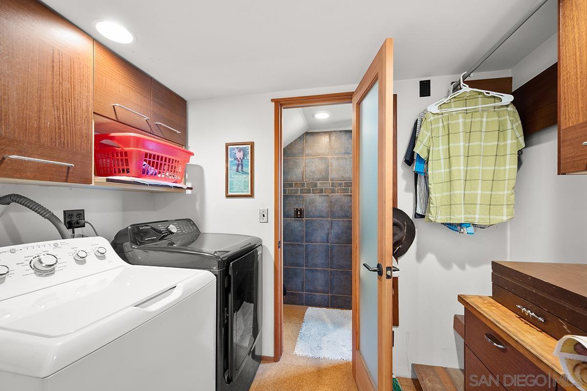 Detail Gallery Image 11 of 37 For 1817  David St, San Diego,  CA 92111 - 5 Beds | 3/1 Baths