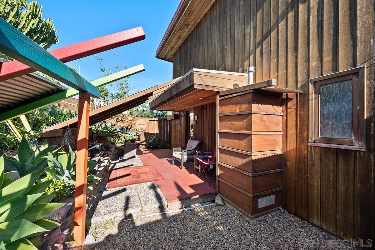 Detail Gallery Image 24 of 37 For 1817  David St, San Diego,  CA 92111 - 5 Beds | 3/1 Baths