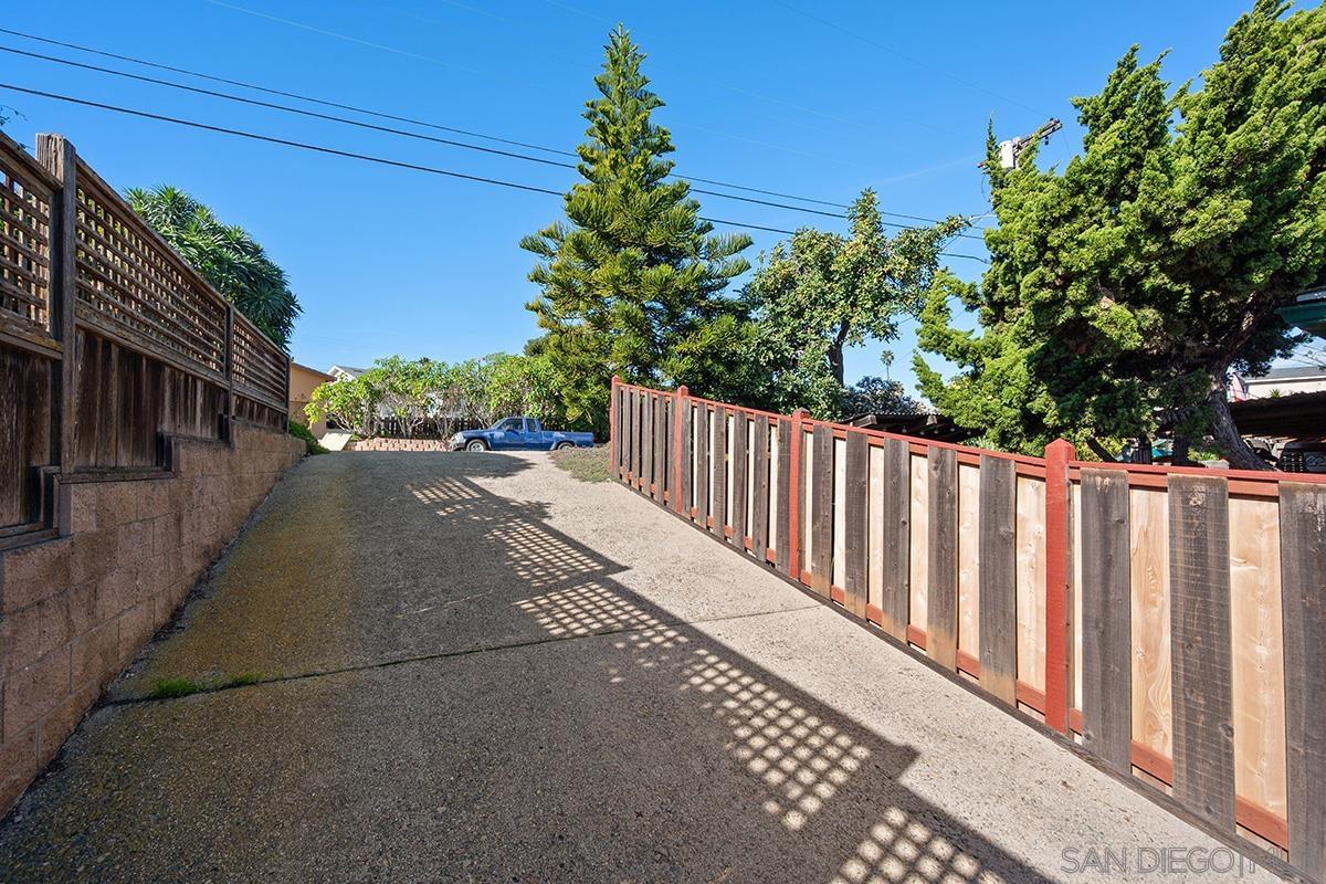 Detail Gallery Image 29 of 37 For 1817  David St, San Diego,  CA 92111 - 5 Beds | 3/1 Baths